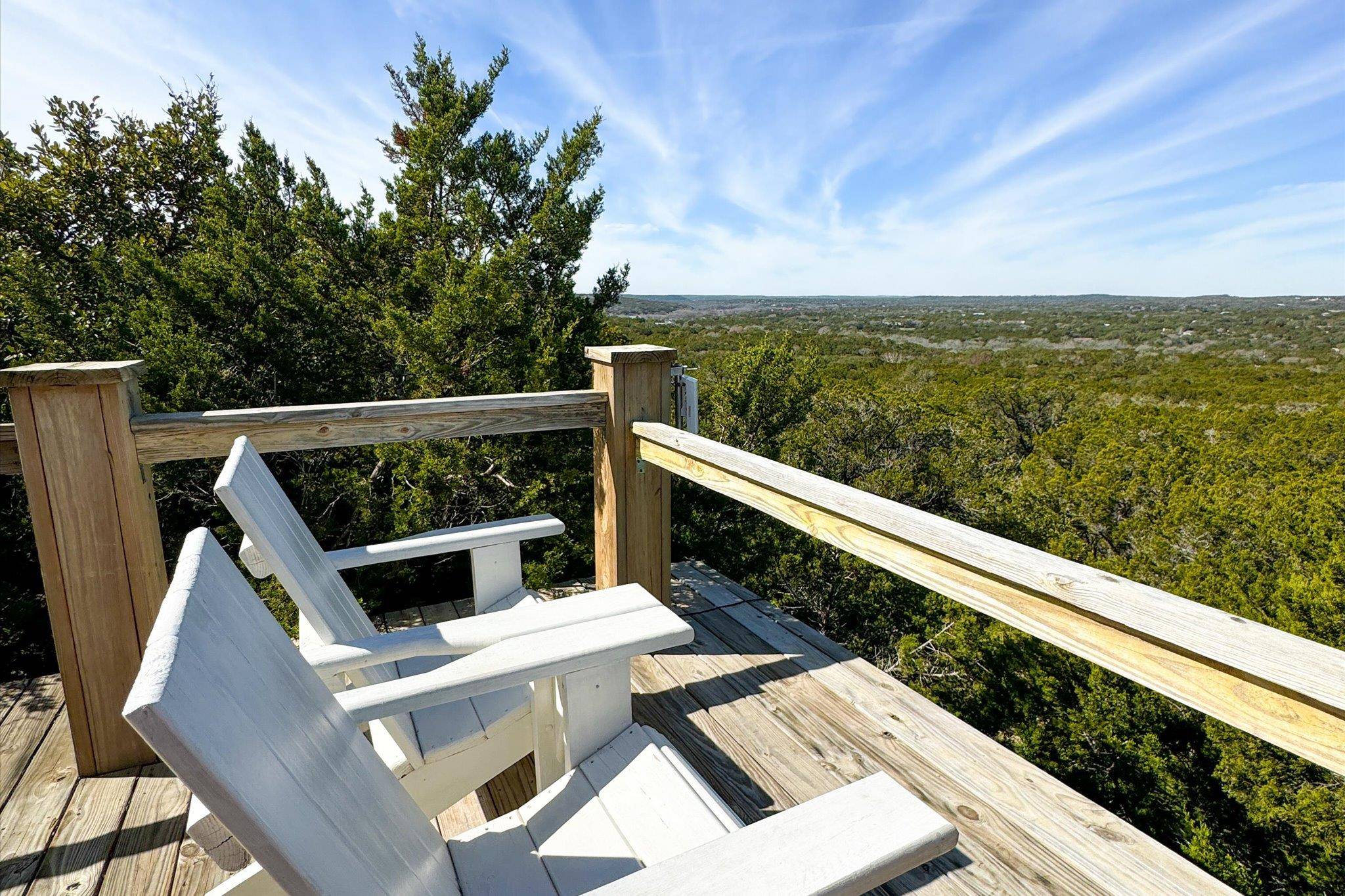 7000 McGregor LN, Dripping Springs, TX 78620