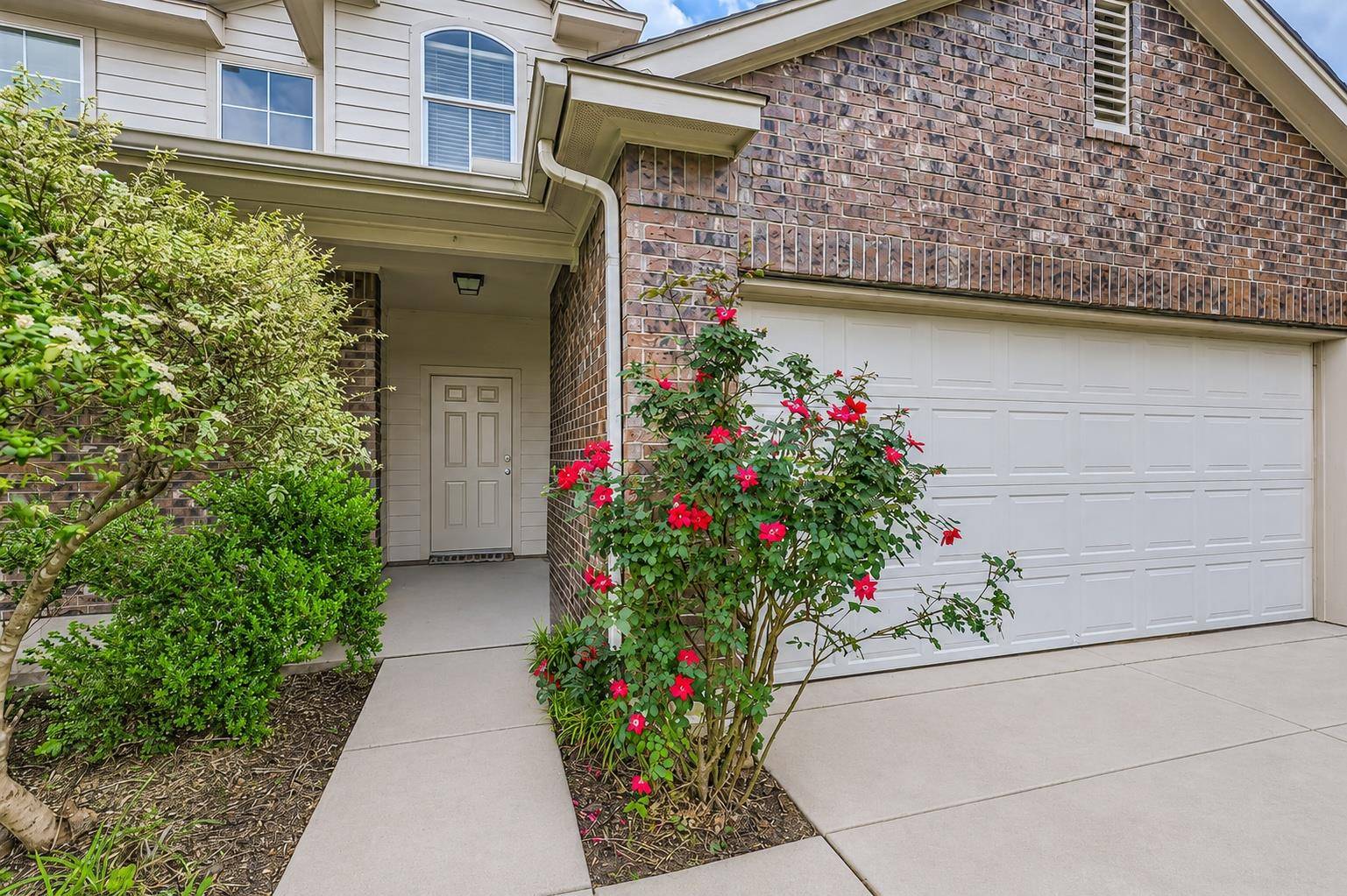 131 Lavaca LOOP, Hutto, TX 78634