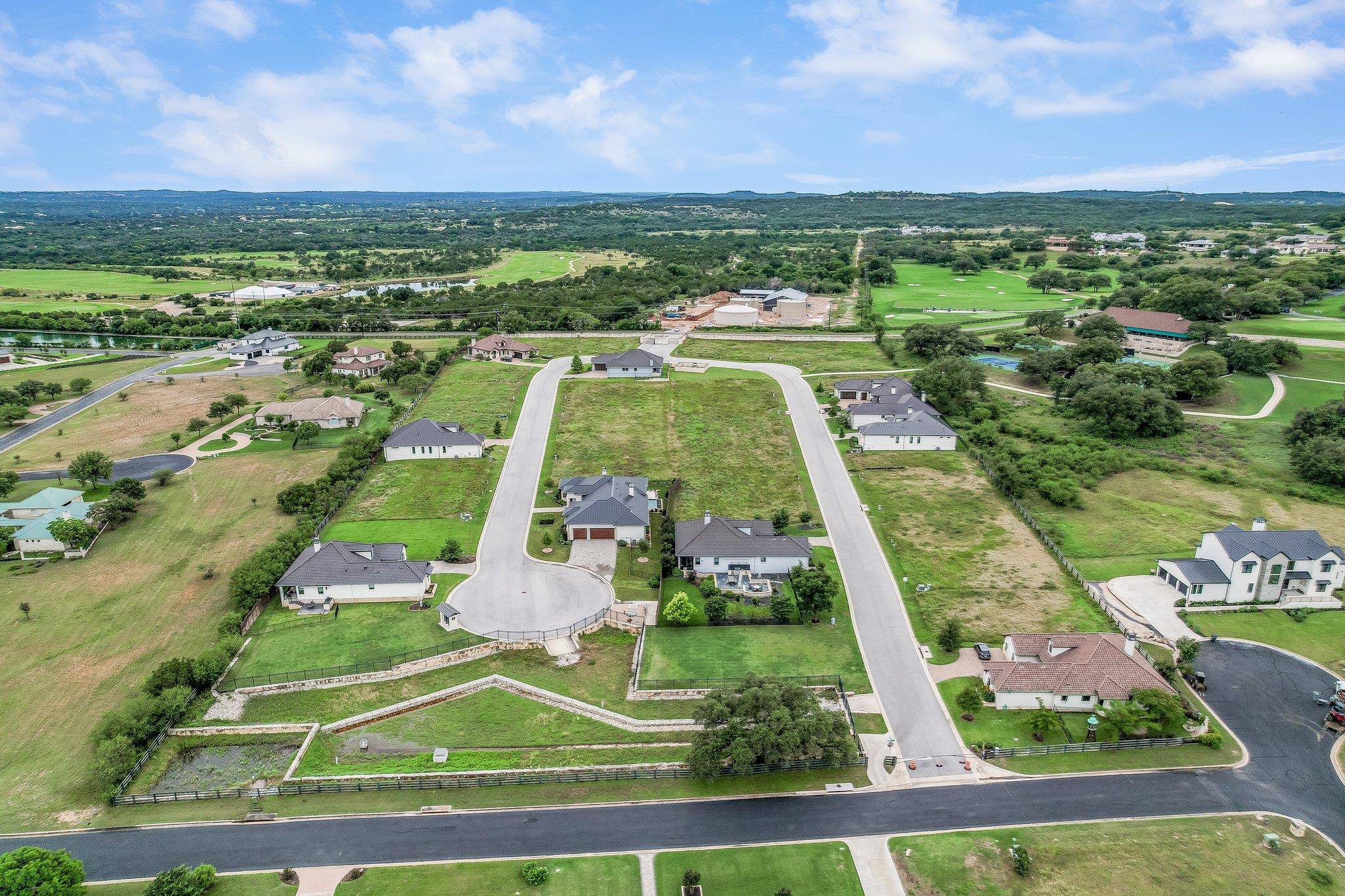 1852 Art Adams WAY, Spicewood, TX 78669