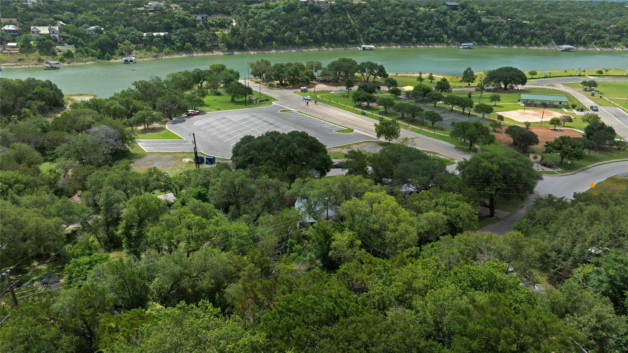 10612 Lakeside DR, Jonestown, TX 78645