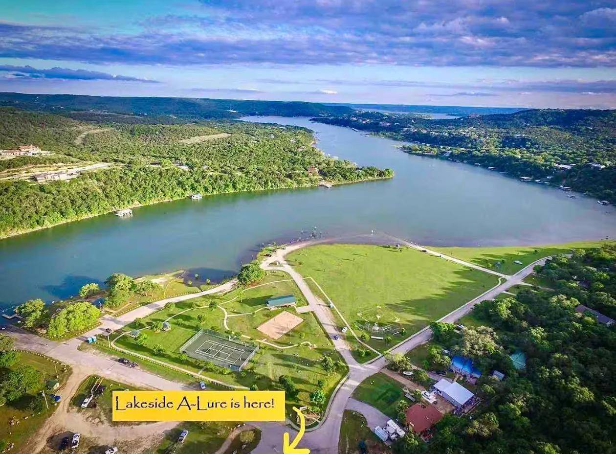 10612 Lakeside DR, Jonestown, TX 78645