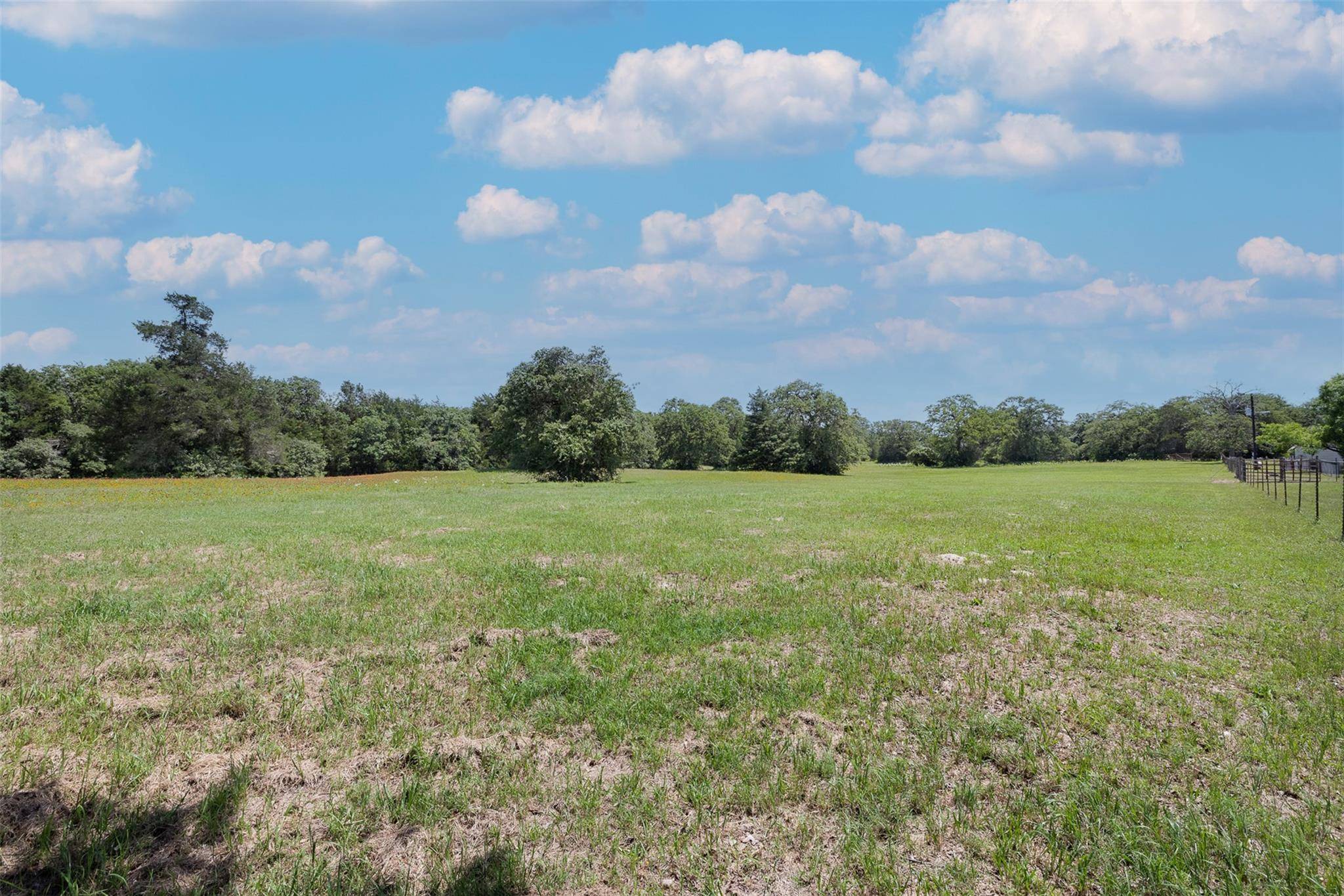 Address not disclosed, Caldwell, TX 77836