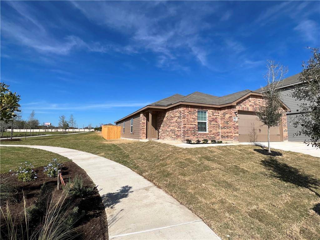 364 Crescent Park DR, Jarrell, TX 76537