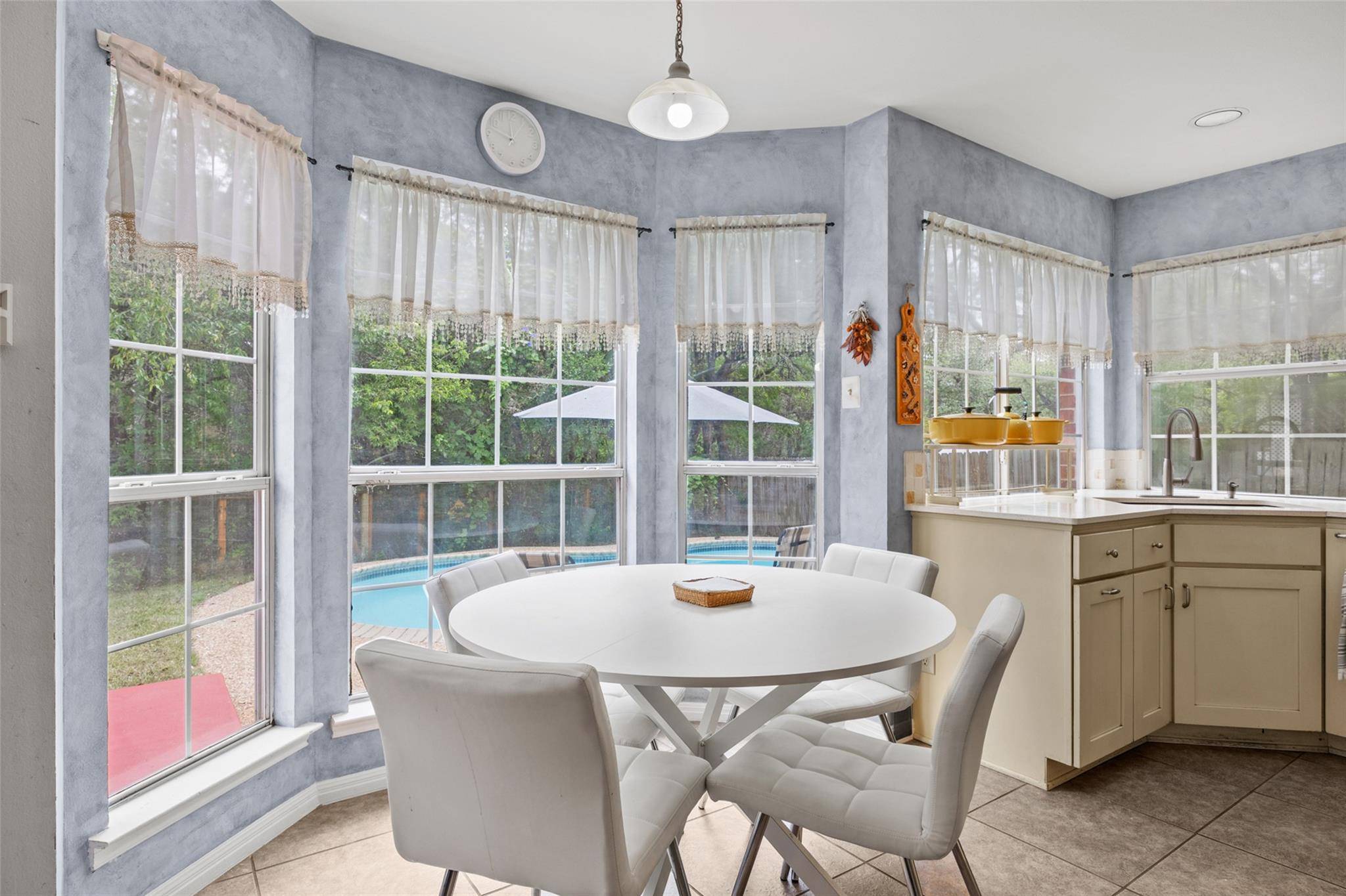 7807 Wheel Rim CIR, Austin, TX 78749