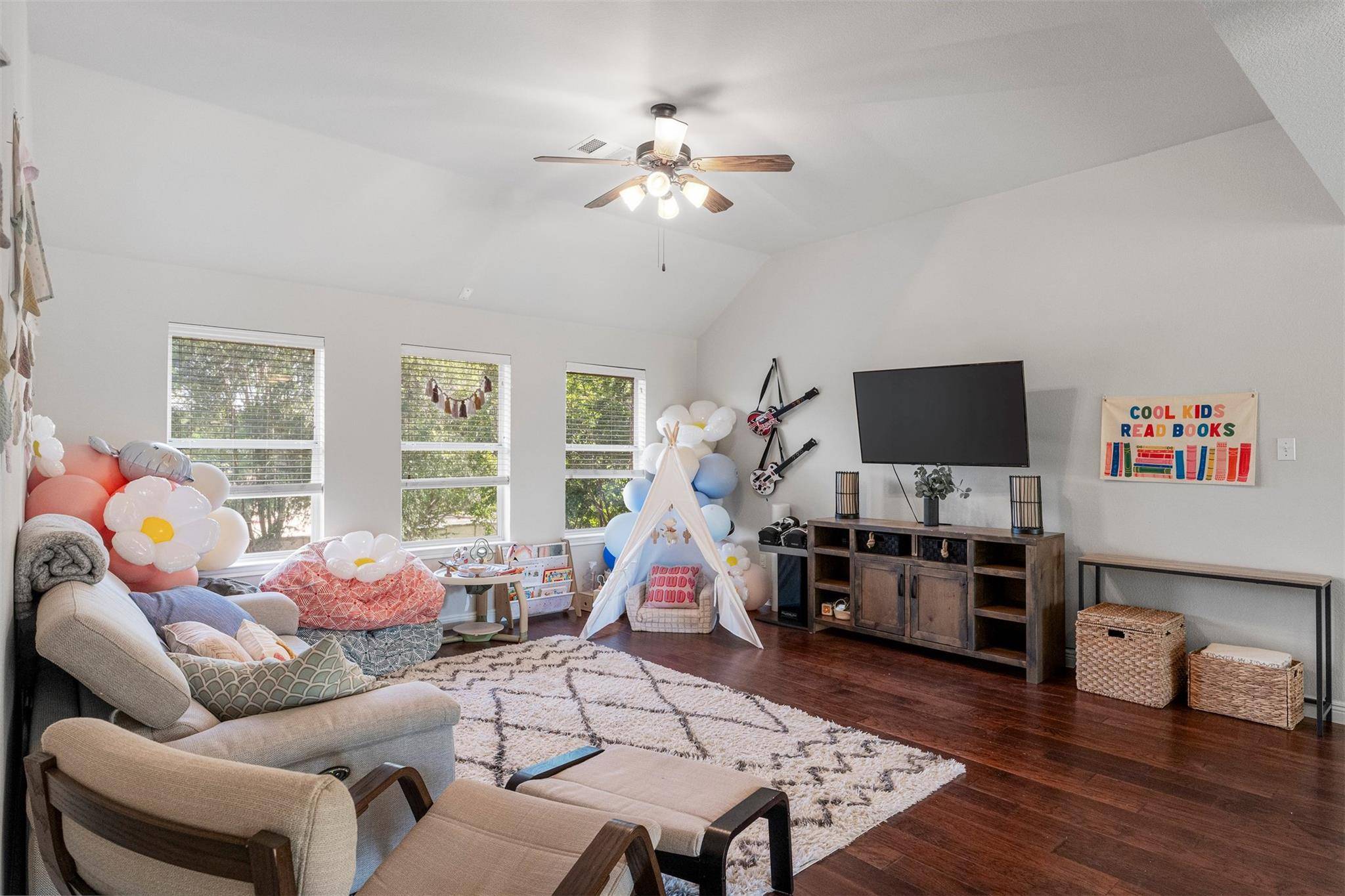 5421 Korth DR, Austin, TX 78749