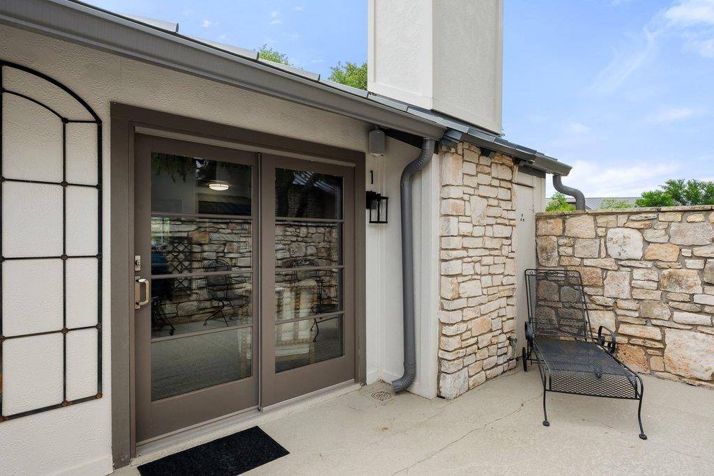 103 Island DR #1, Horseshoe Bay, TX 78657