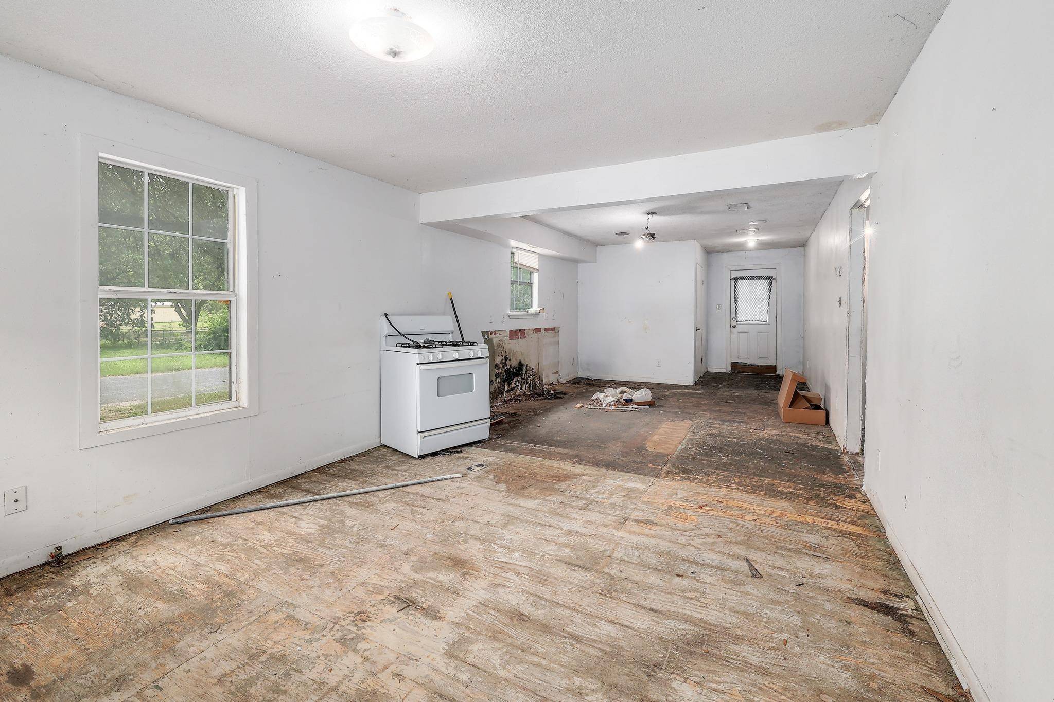 3007 Michoacan DR, Del Valle, TX 78617