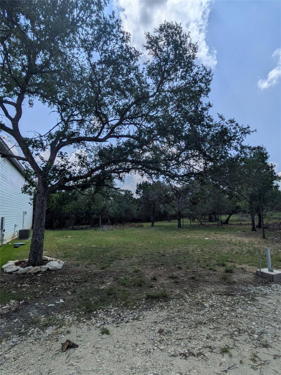 125 Golf Crest DR, Wimberley, TX 78676