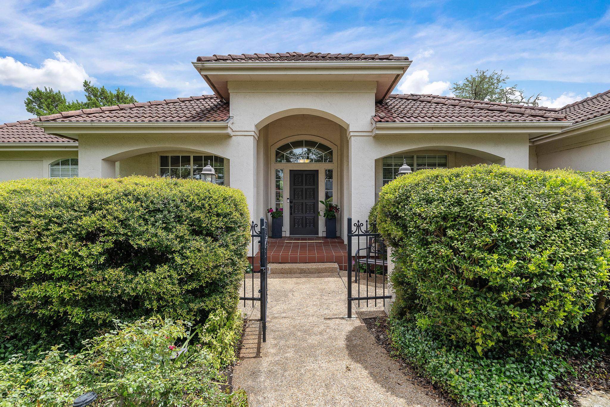 9608 Streamside DR, Austin, TX 78736