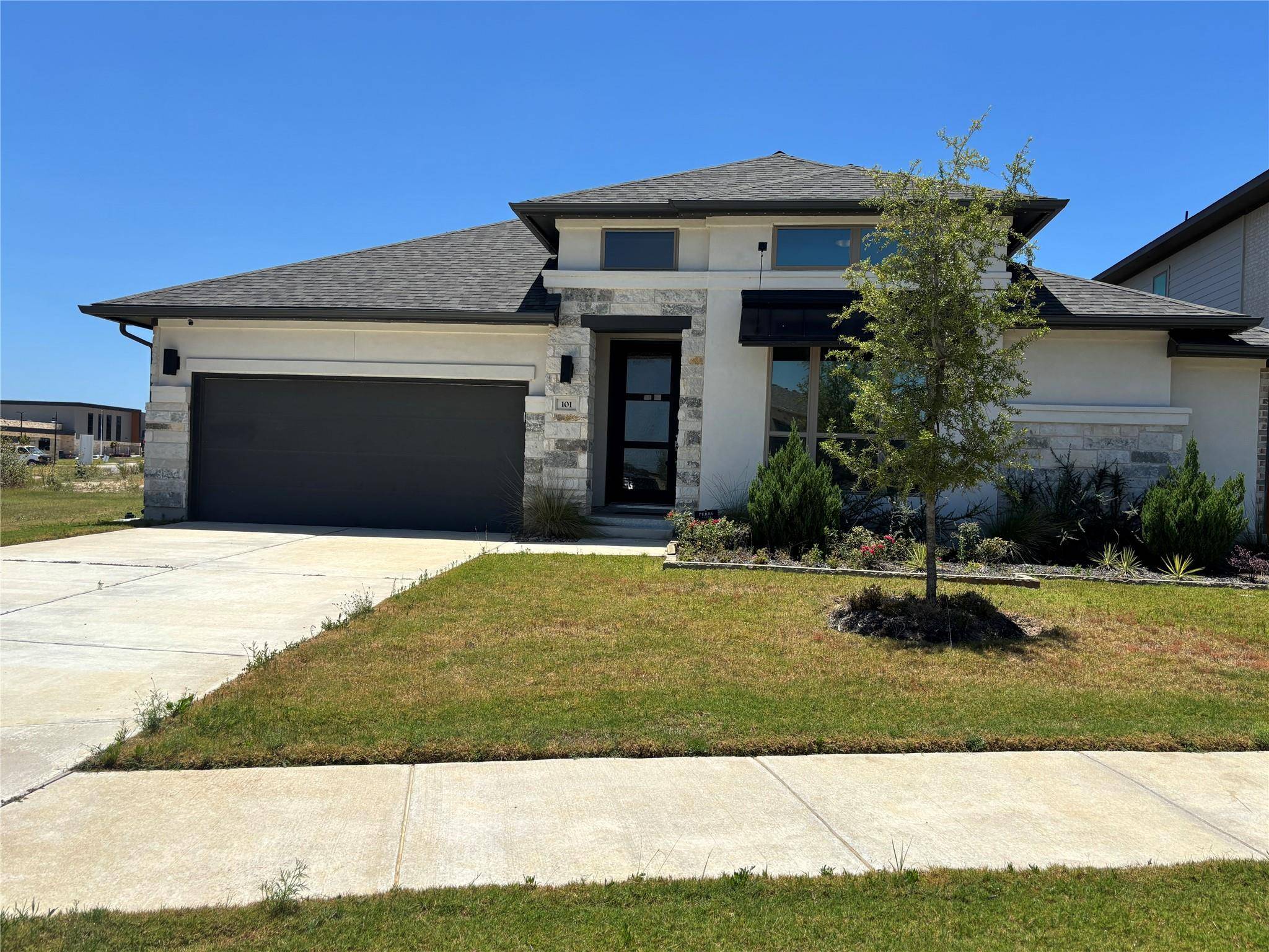 101 Gary Wayne DR, Liberty Hill, TX 78642