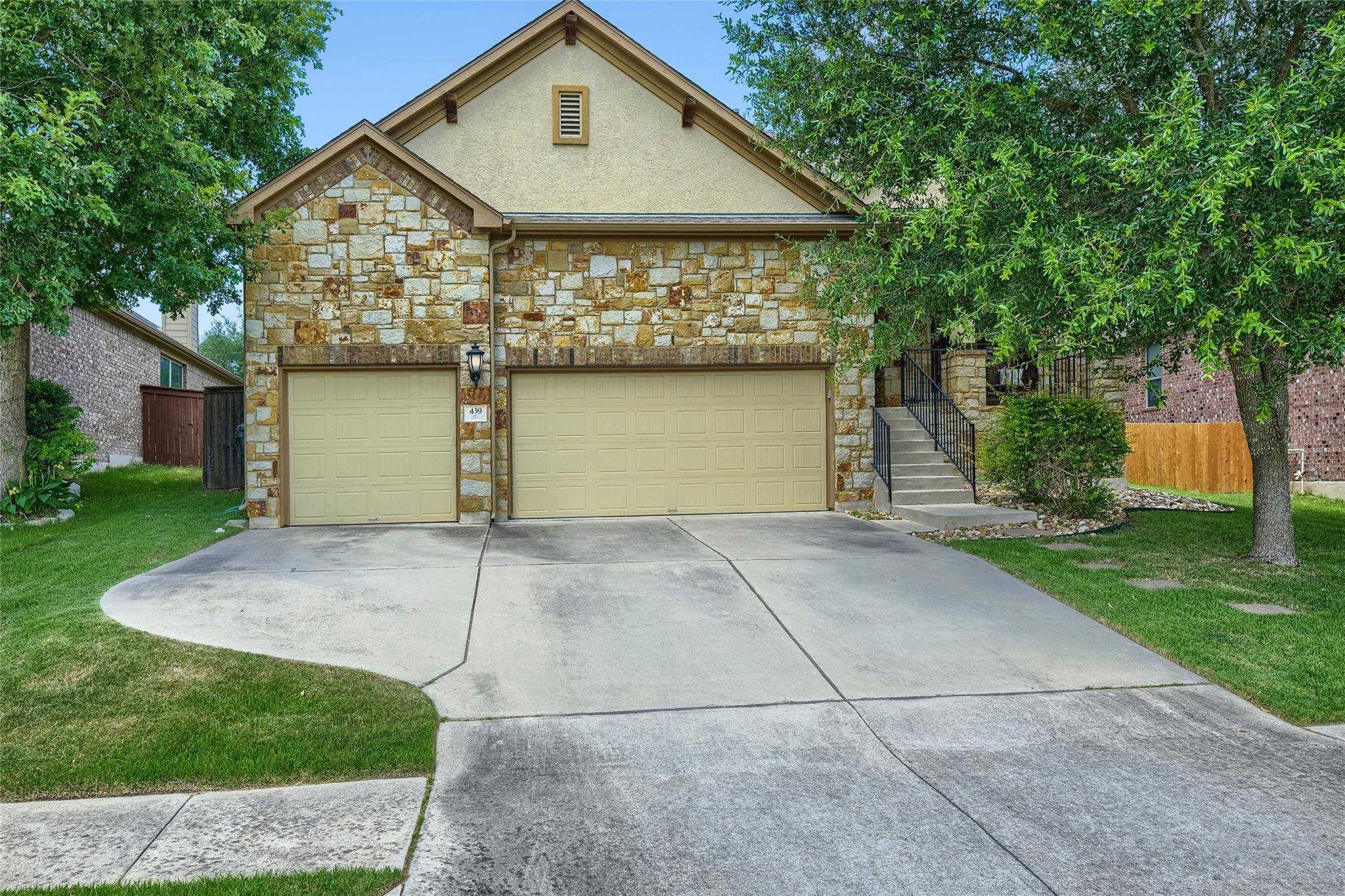 439 Drury LN, Austin, TX 78737