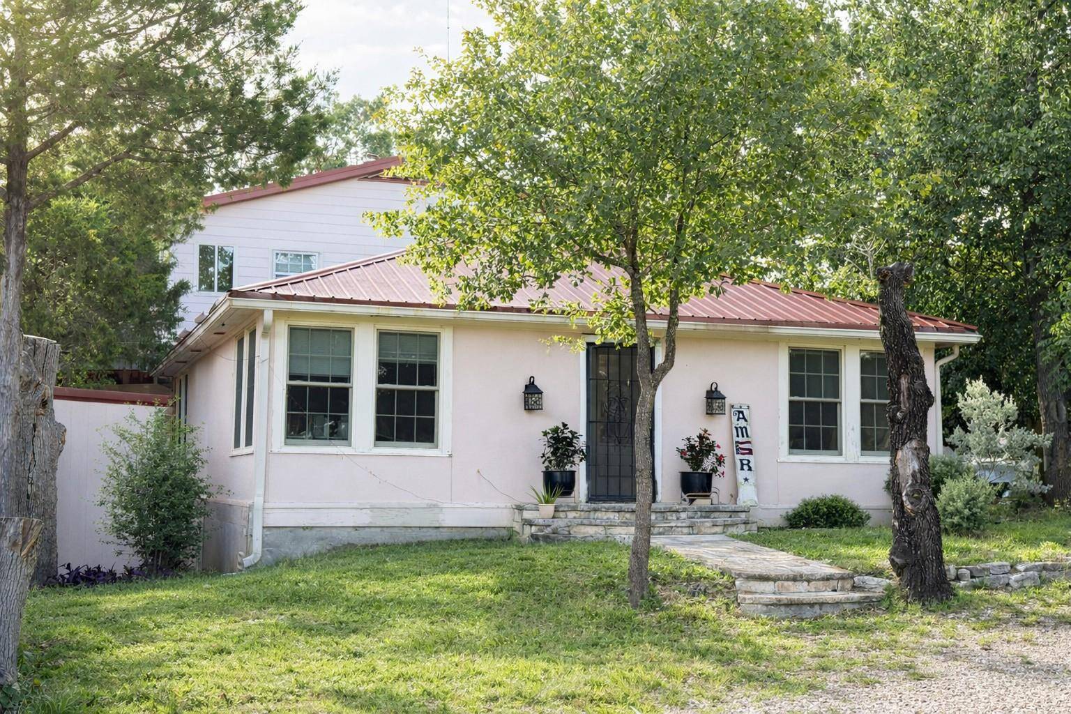 8900 Lone Tree DR, Manor, TX 78653