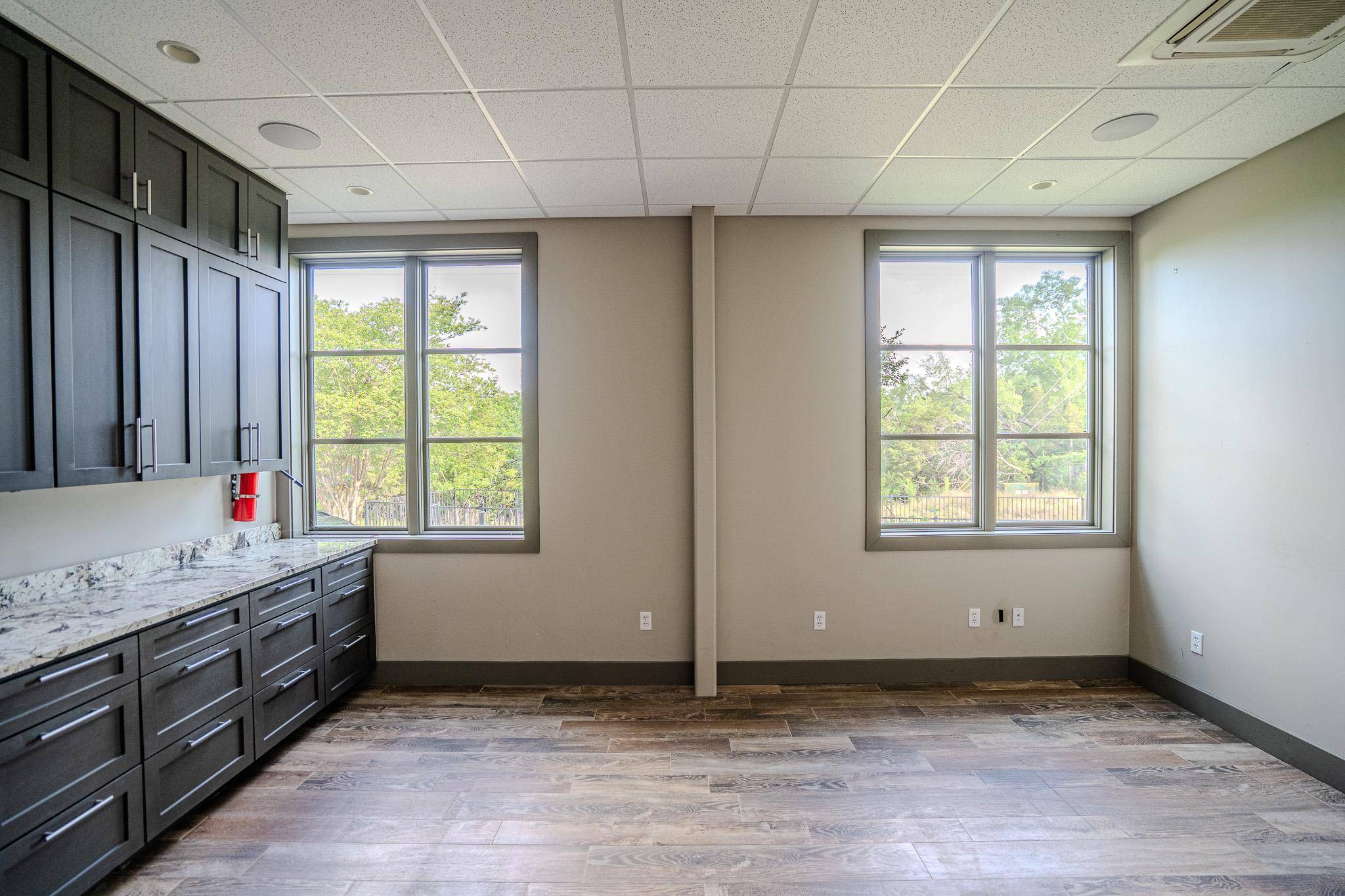 2220 LAKEWAY BLVD #120, Lakeway, TX 78734