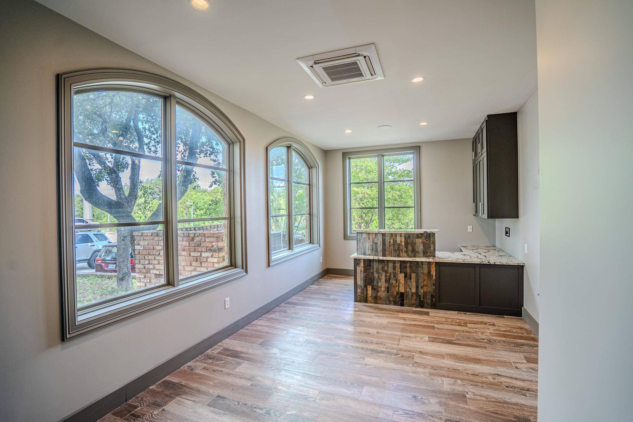 2220 LAKEWAY BLVD #120, Lakeway, TX 78734