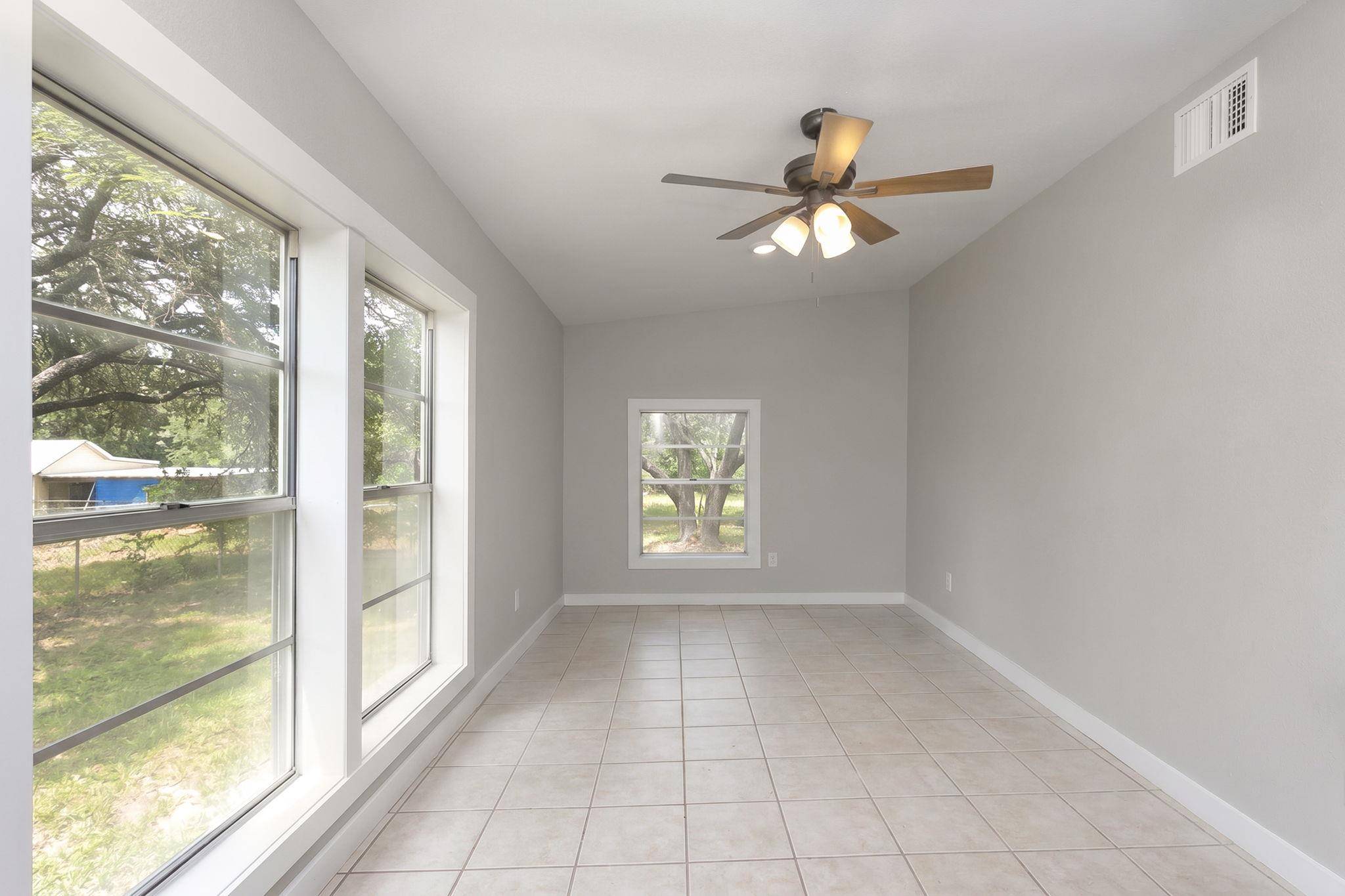 600 Windrush, Canyon Lake, TX 78133