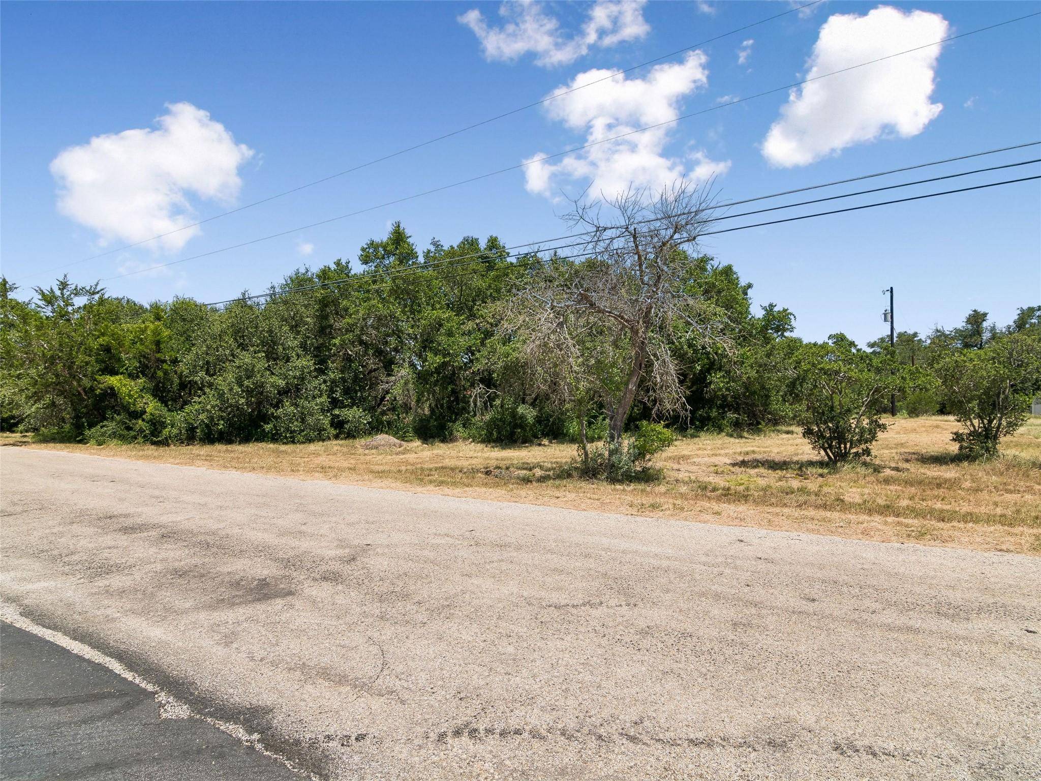 249 Grande ST, Driftwood, TX 78619
