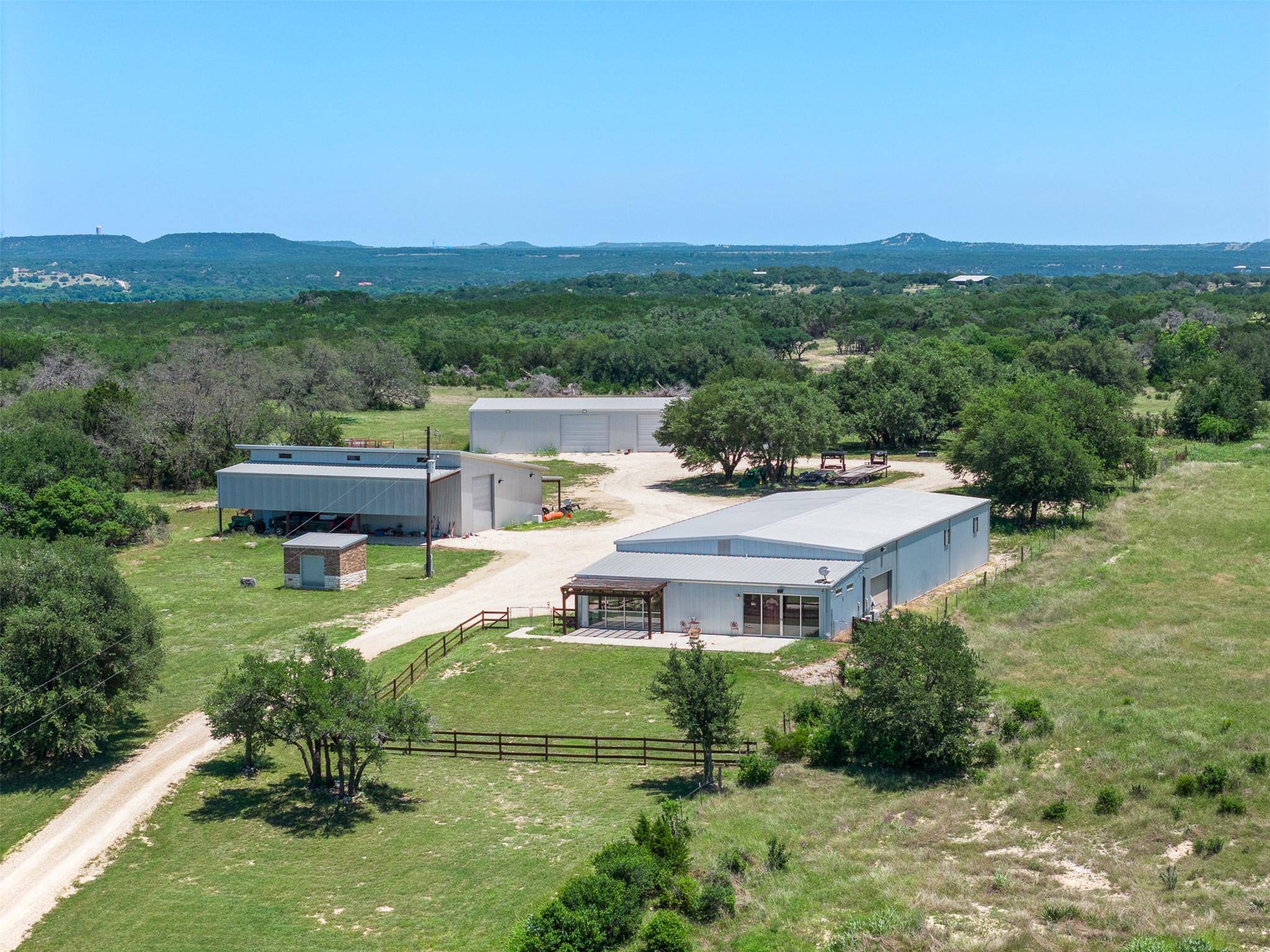 8845 Fm 2657, Briggs, TX 78608