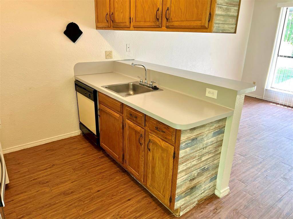122 Hillside DR #A, Elgin, TX 78621