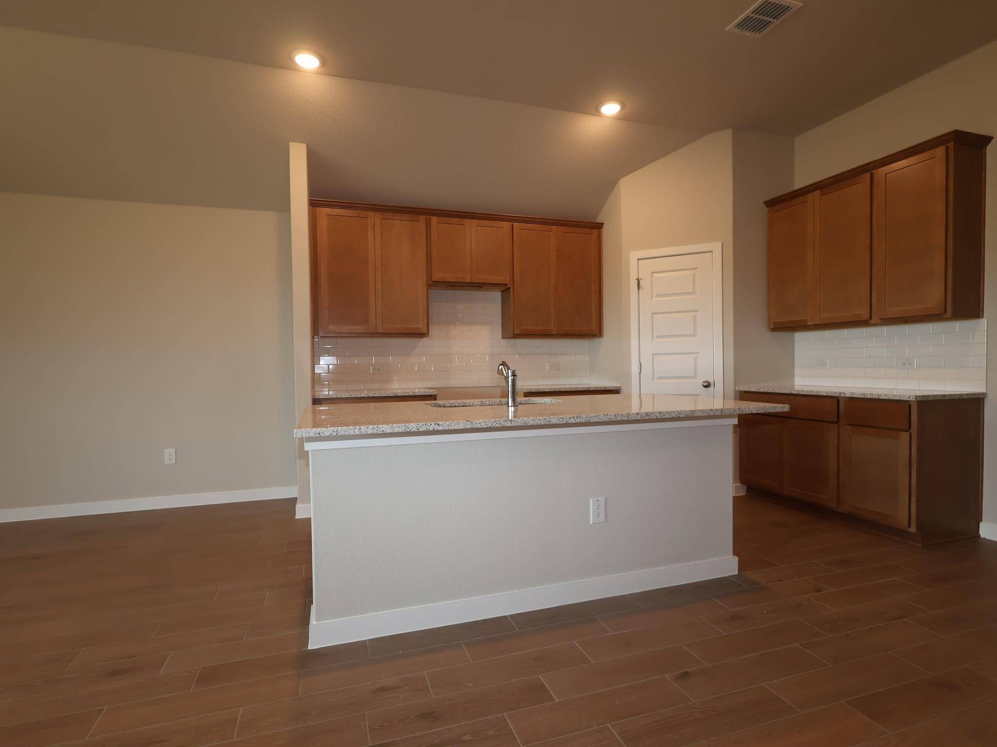 12404 Setting Peak LN, Buda, TX 78610