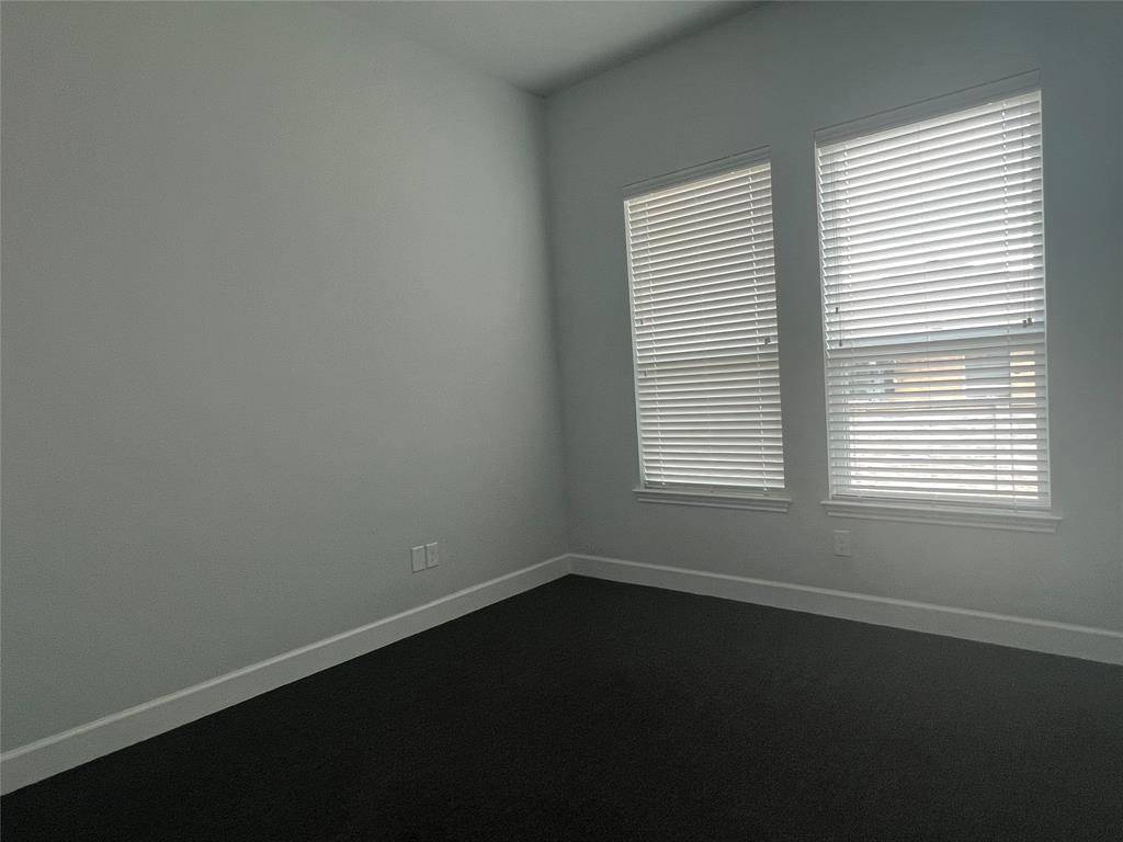 660 S Bagdad RD #120, Leander, TX 78641