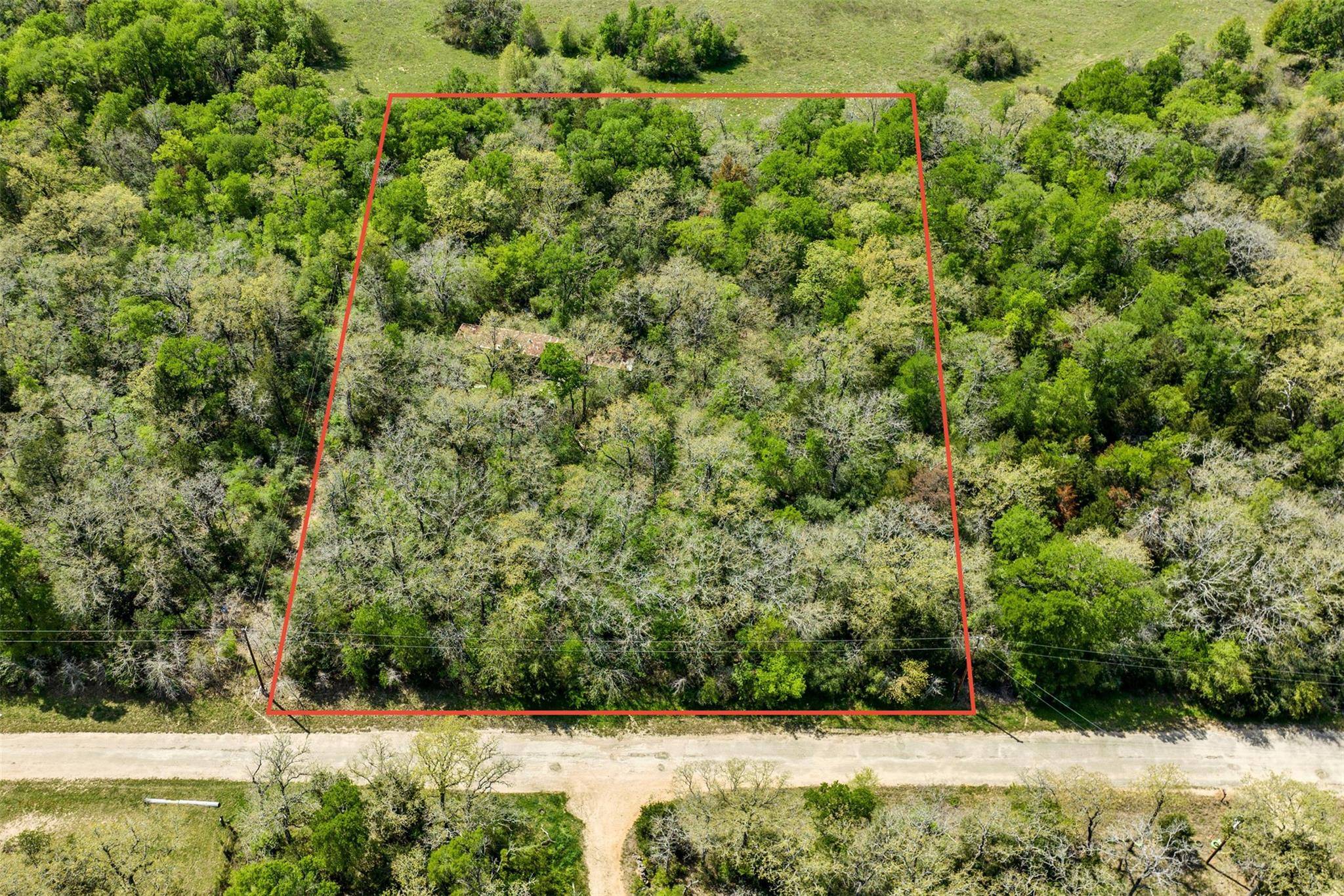 1156 Deerwood DR, Elgin, TX 78621