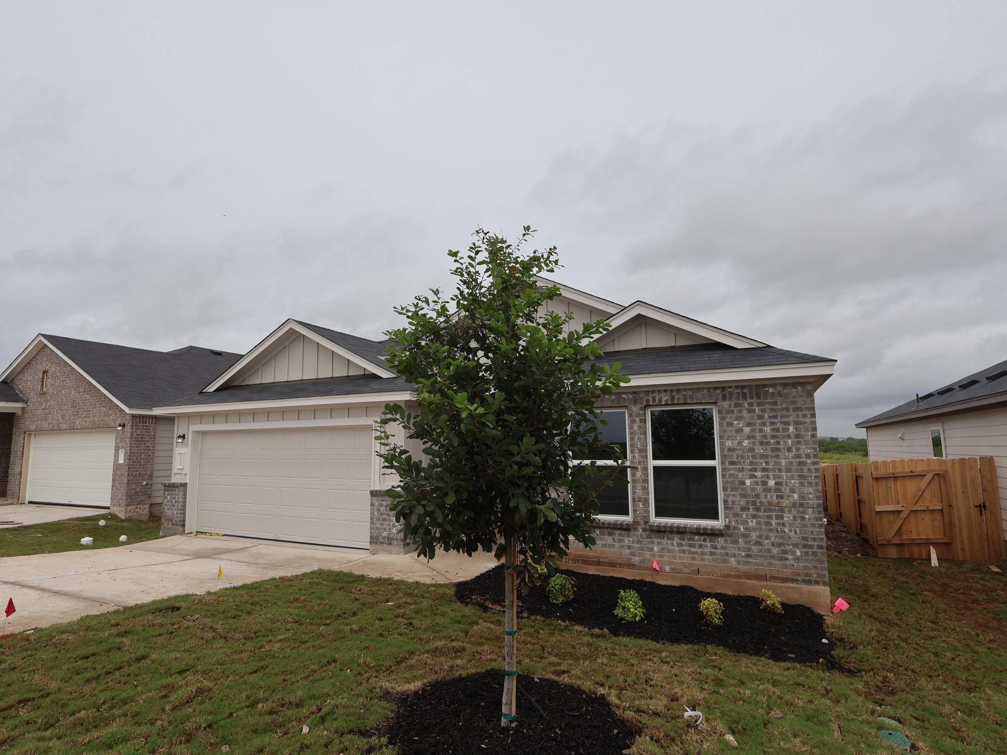 12308 Setting Peak LN, Buda, TX 78610