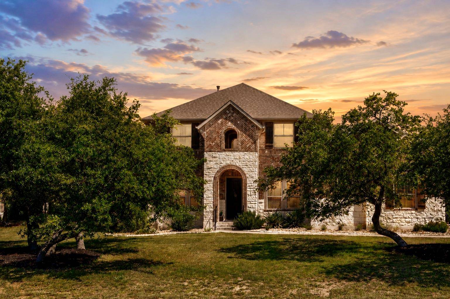 1135 Blue Ridge Dr. DR, Dripping Springs, TX 78620