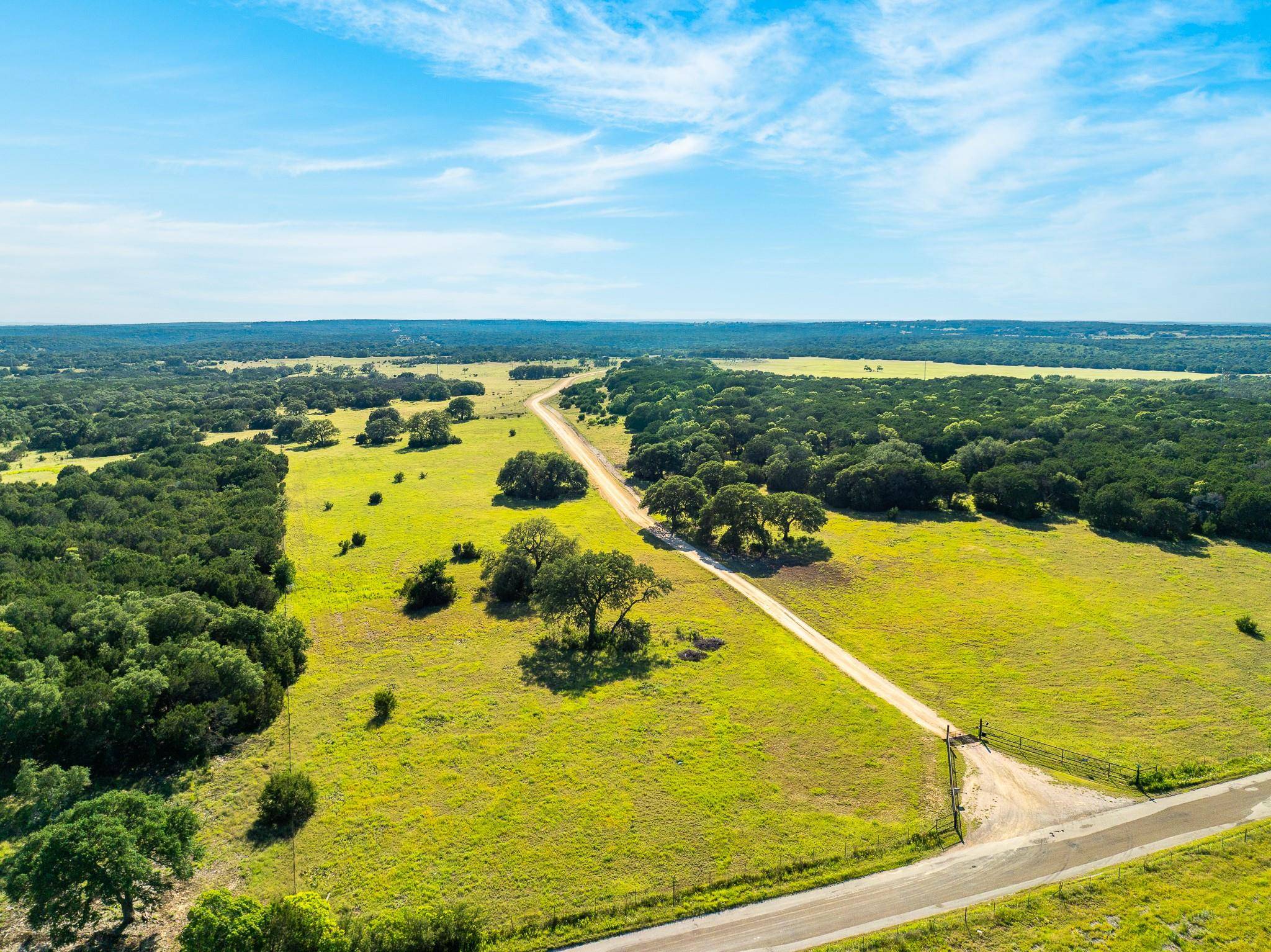 29 Feild Ranch RD, Burnet, TX 78611