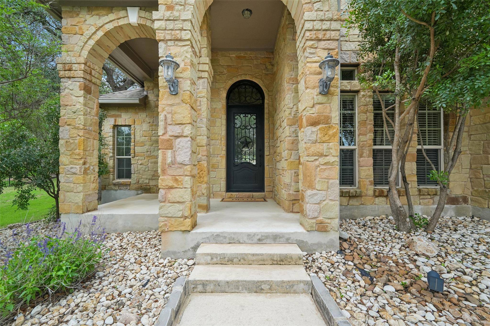 865 Santa Cruz, New Braunfels, TX 78132