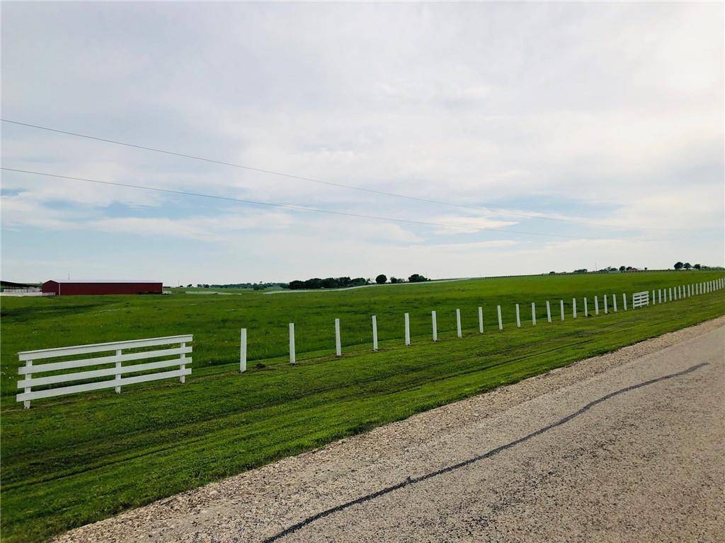 5300 County Road 424, Taylor, TX 76574