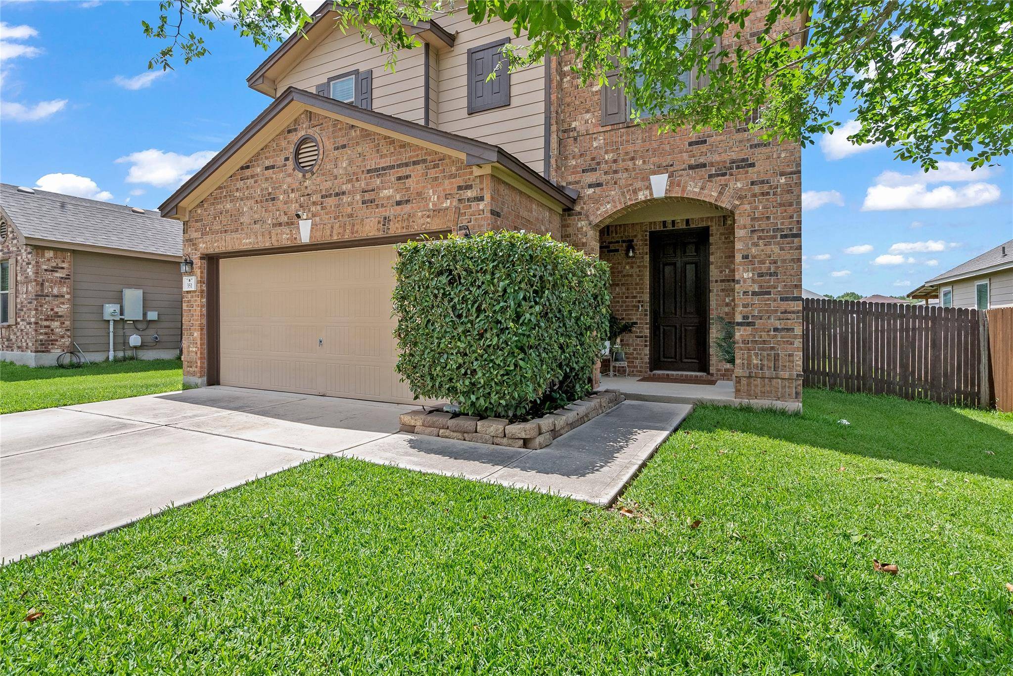 351 New Bridge DR, Kyle, TX 78640