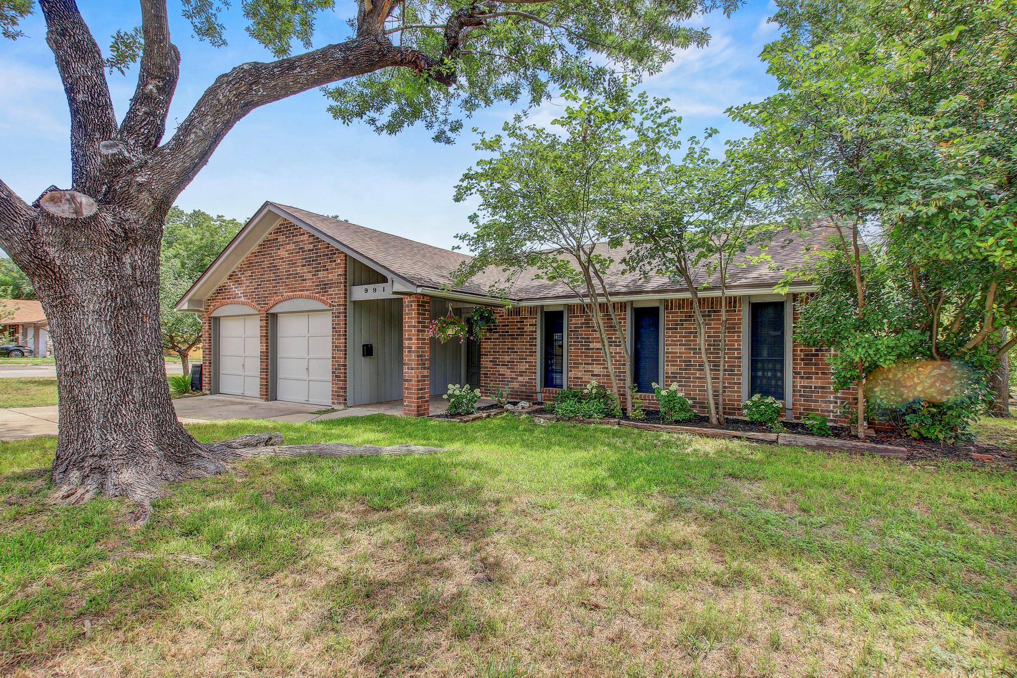 9913 Oak Hollow DR, Austin, TX 78758
