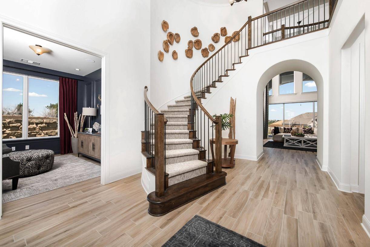 5213 La Spezia WAY, Leander, TX 78641