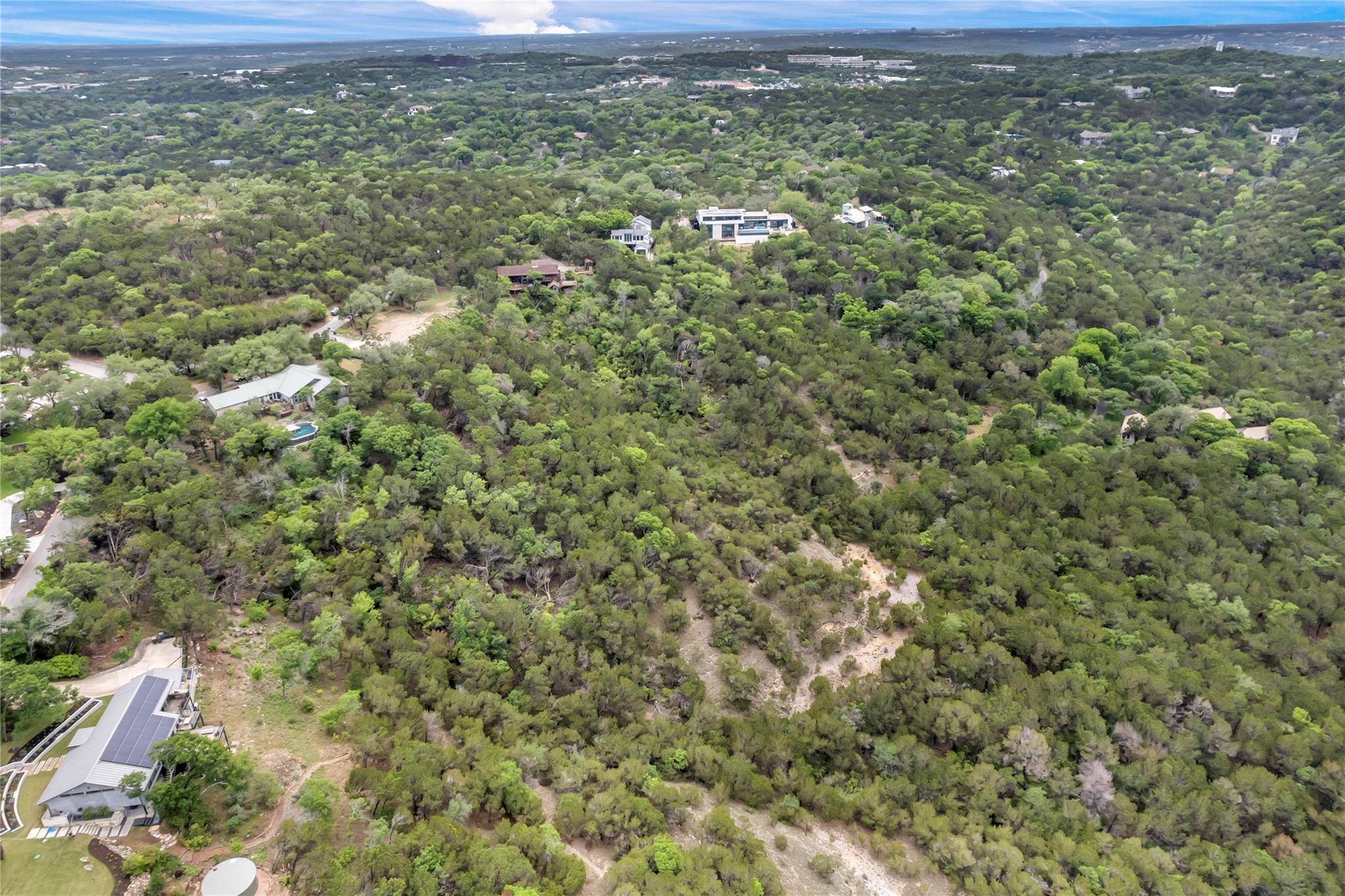 5 Little Bend DR, West Lake Hills, TX 78746