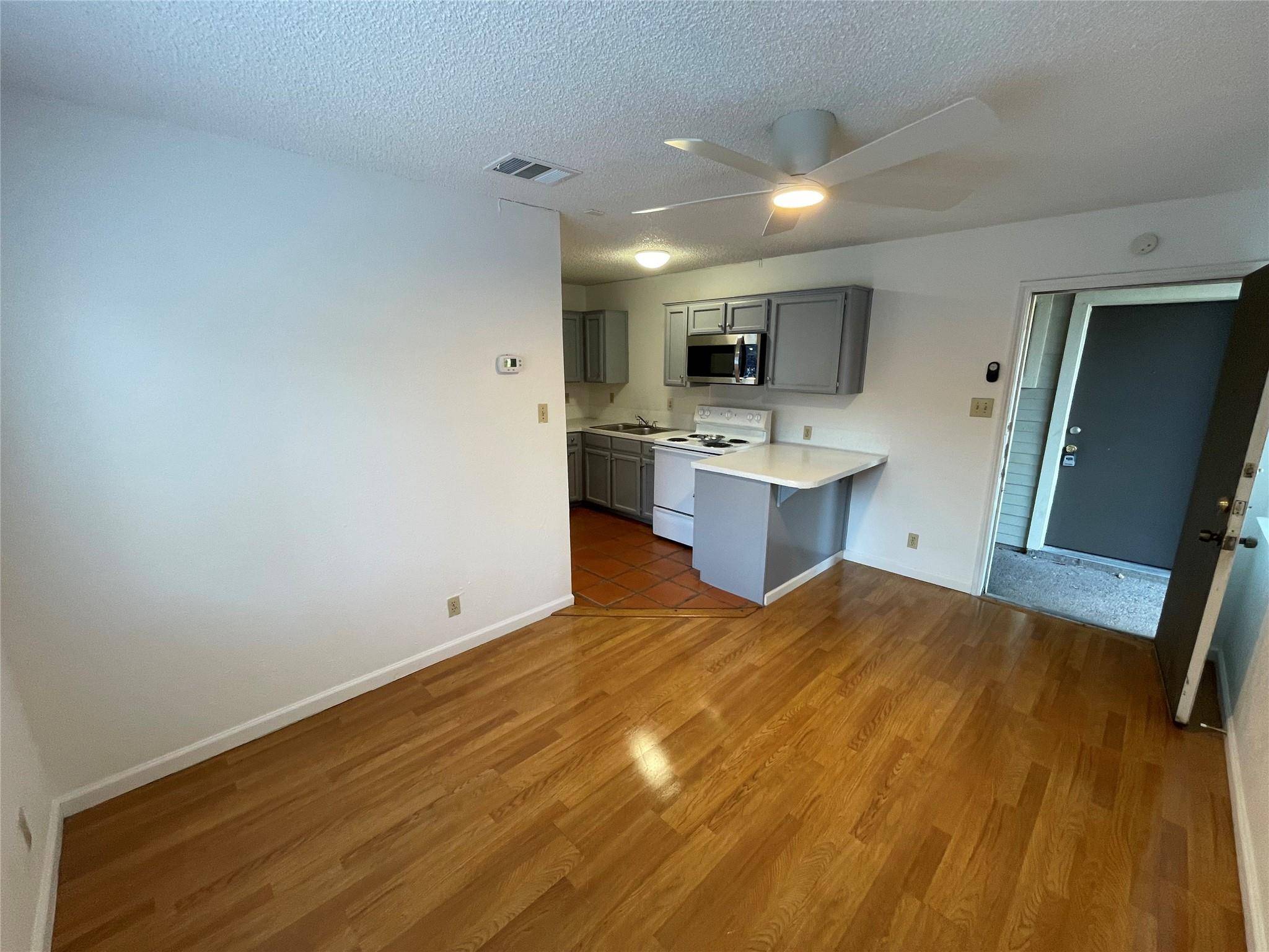 2514 Pearl ST #103, Austin, TX 78705