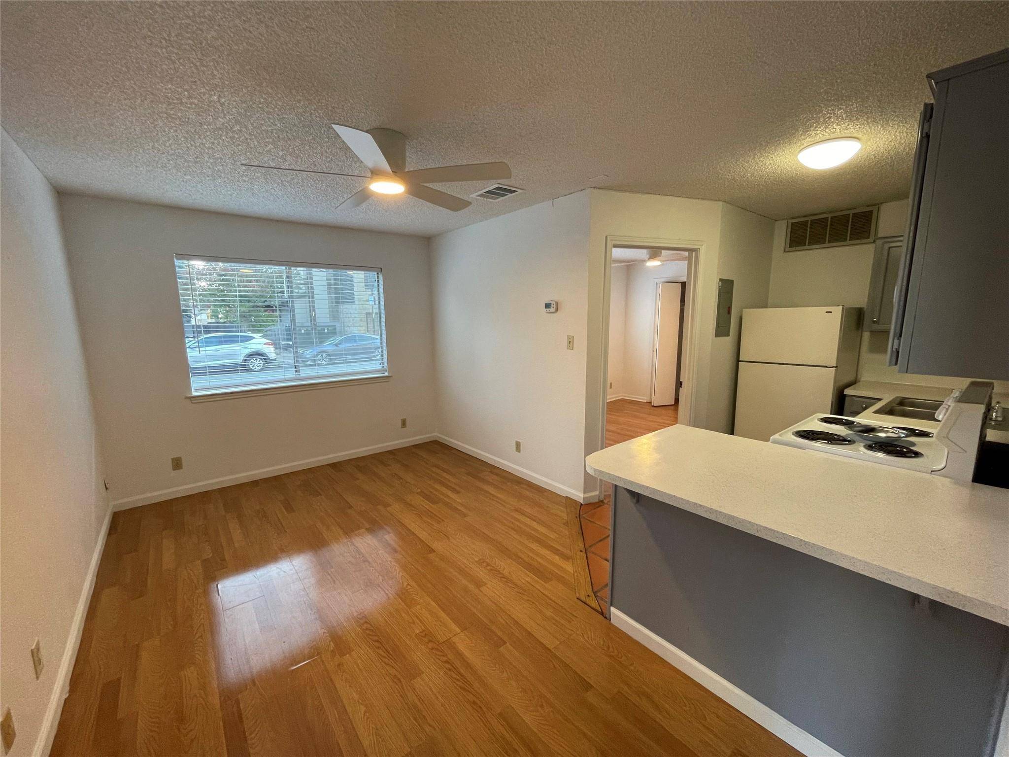 2514 Pearl ST #103, Austin, TX 78705