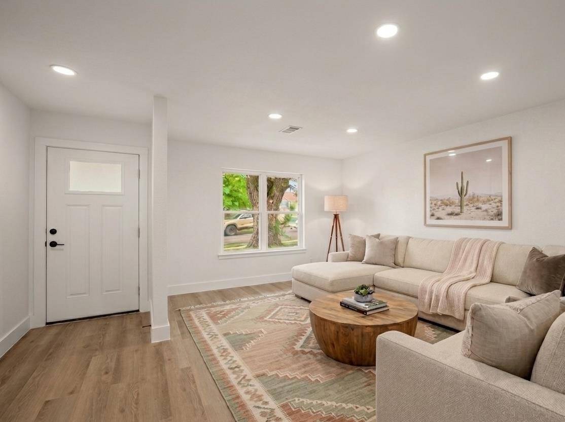 9006 Lodge CT, Austin, TX 78758
