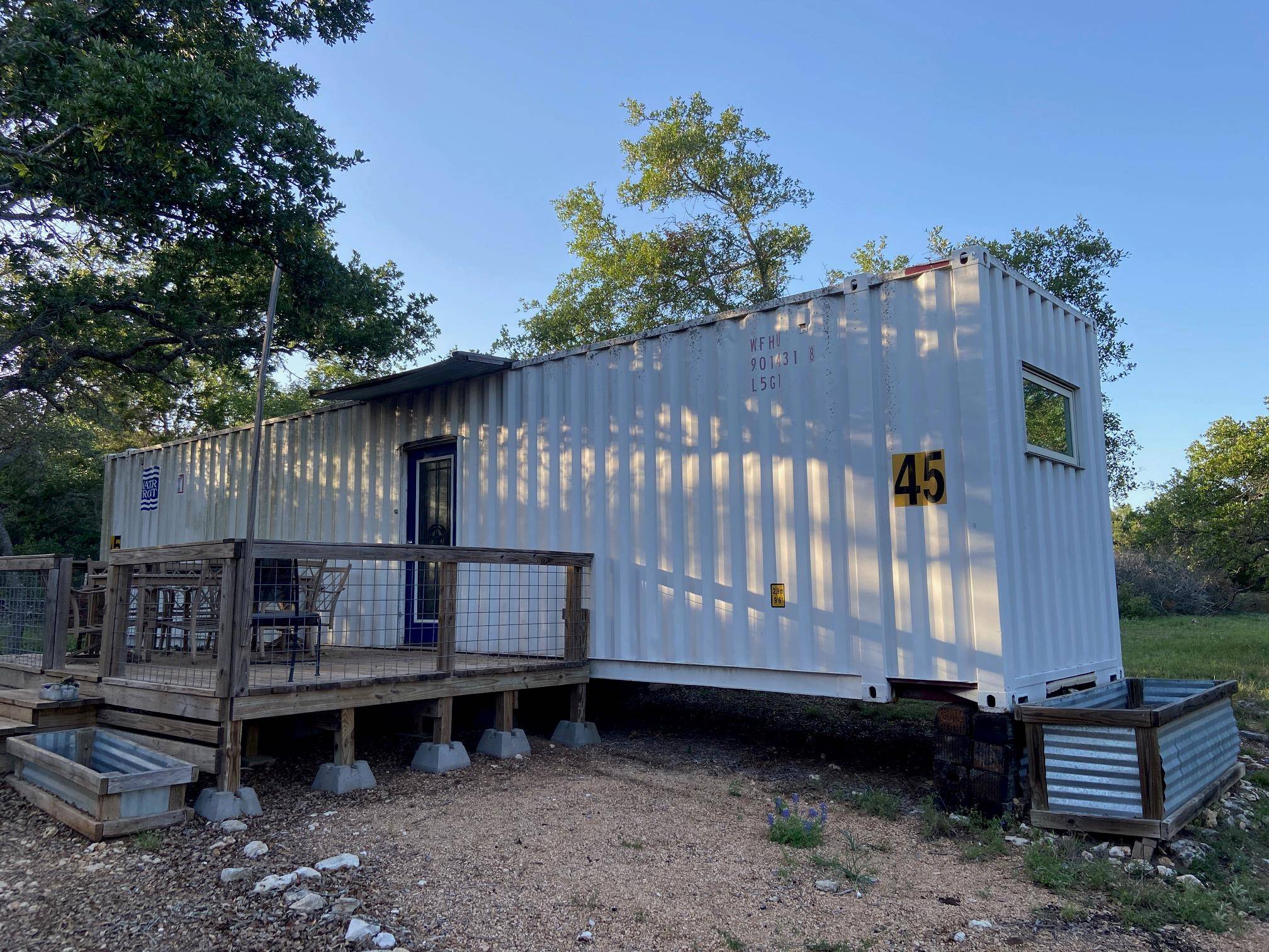 385 Country LN, Dripping Springs, TX 78620