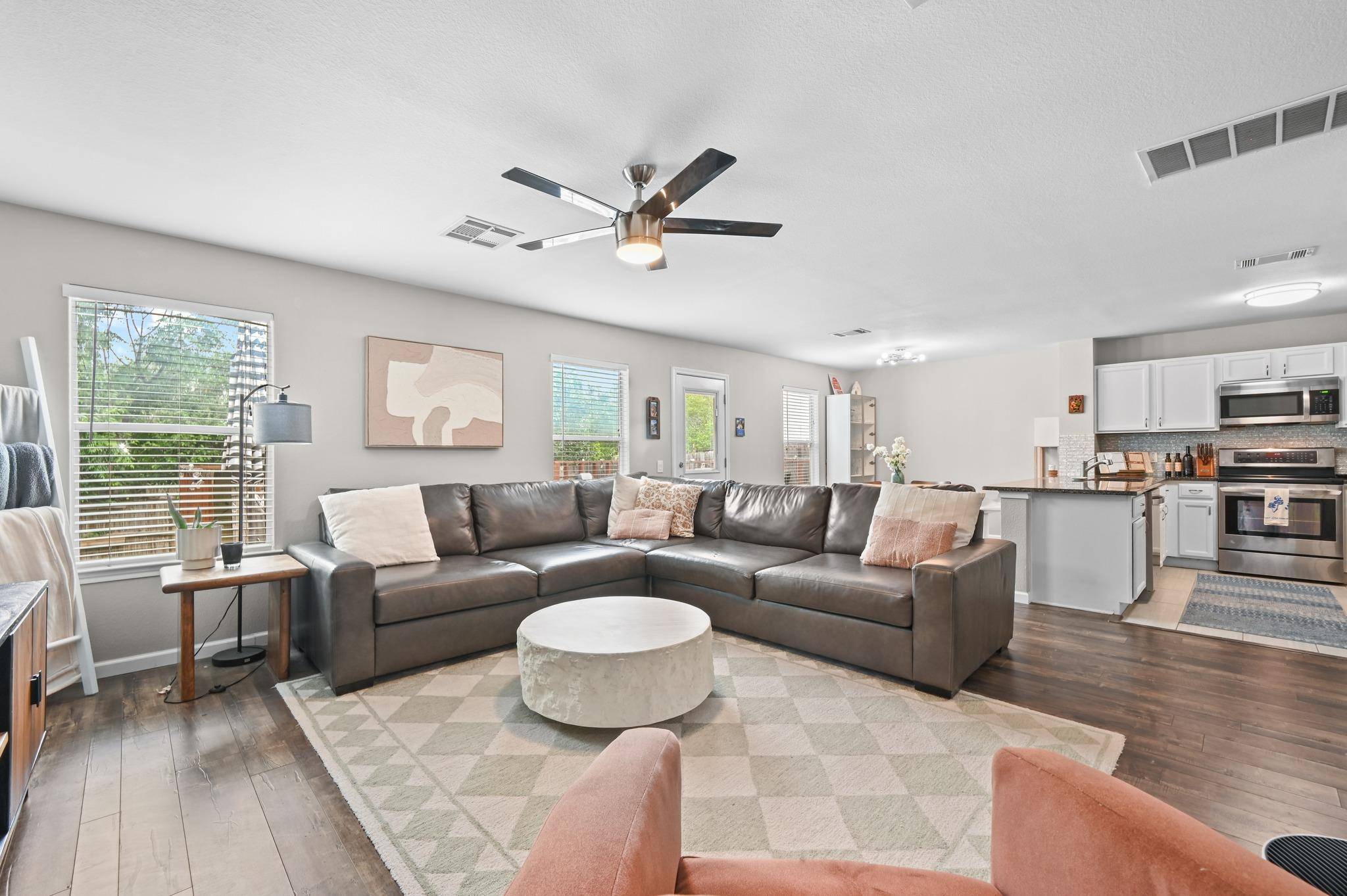 1414 Strickland DR, Austin, TX 78748