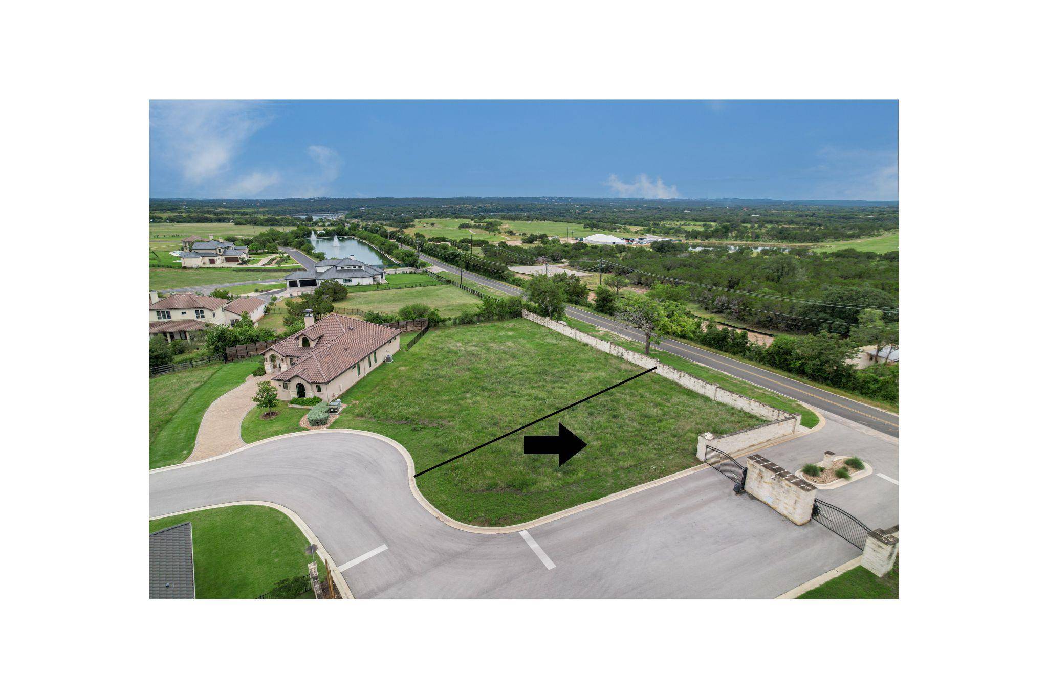 1856 Art Adams WAY, Spicewood, TX 78669
