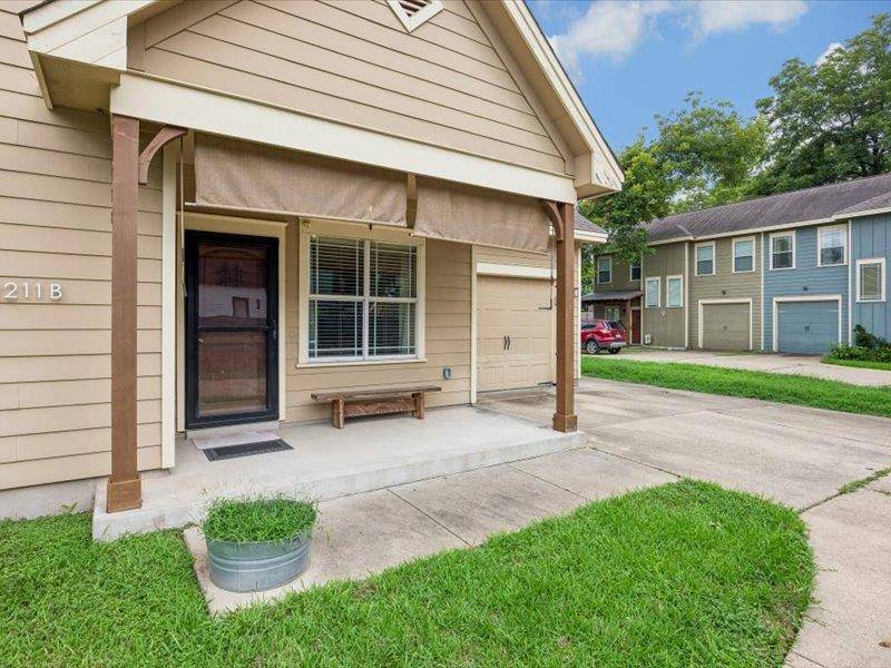 3211 Holton ST #3211B, Austin, TX 78702