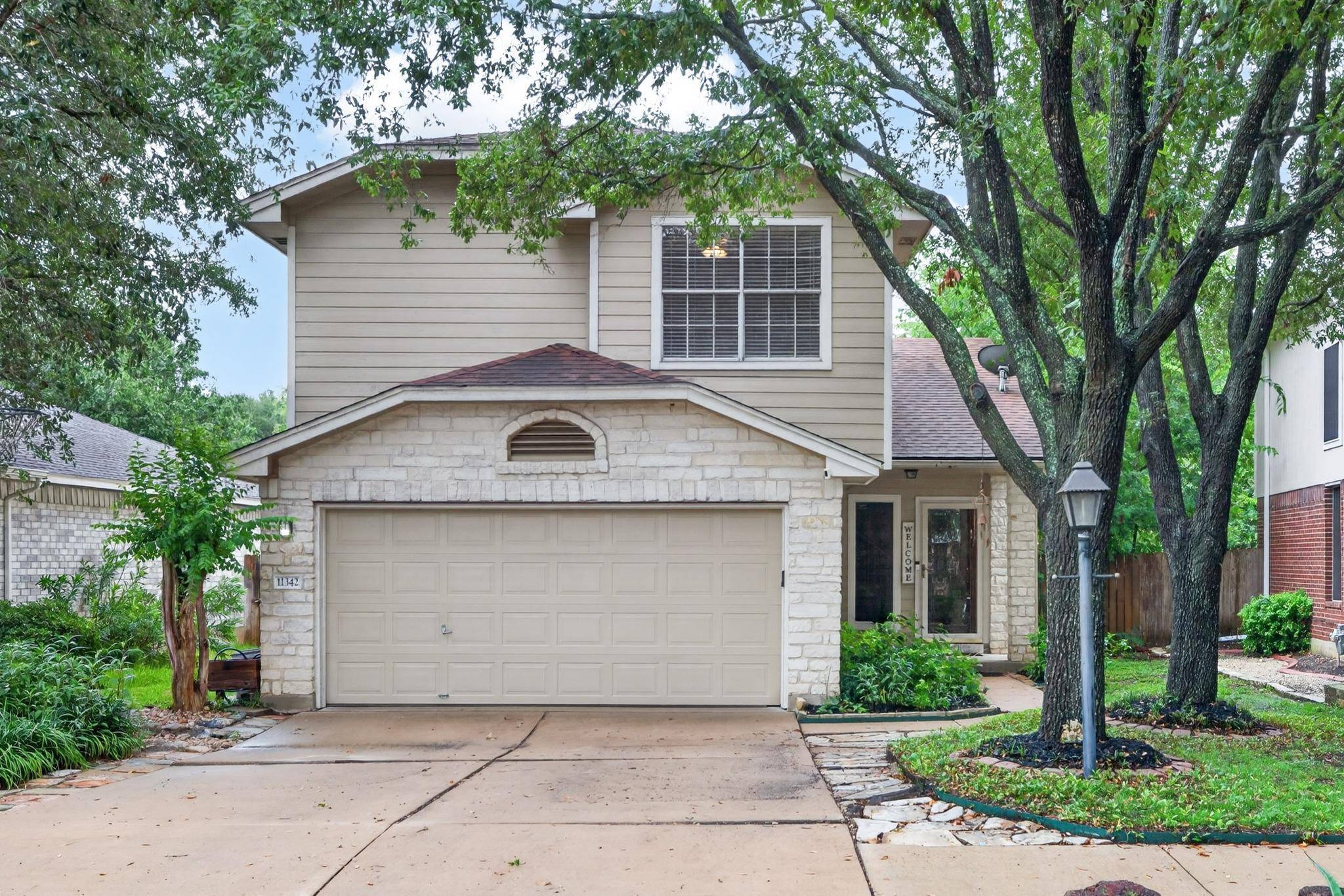 11342 Canterbury Tales LN, Austin, TX 78748