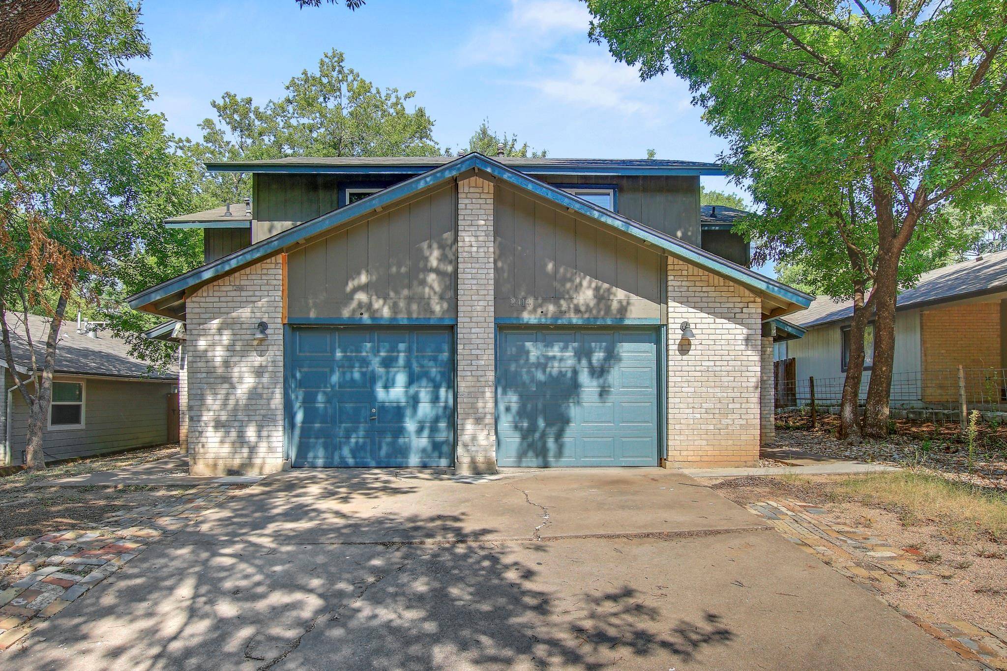 2414 Burleson CT, Austin, TX 78741