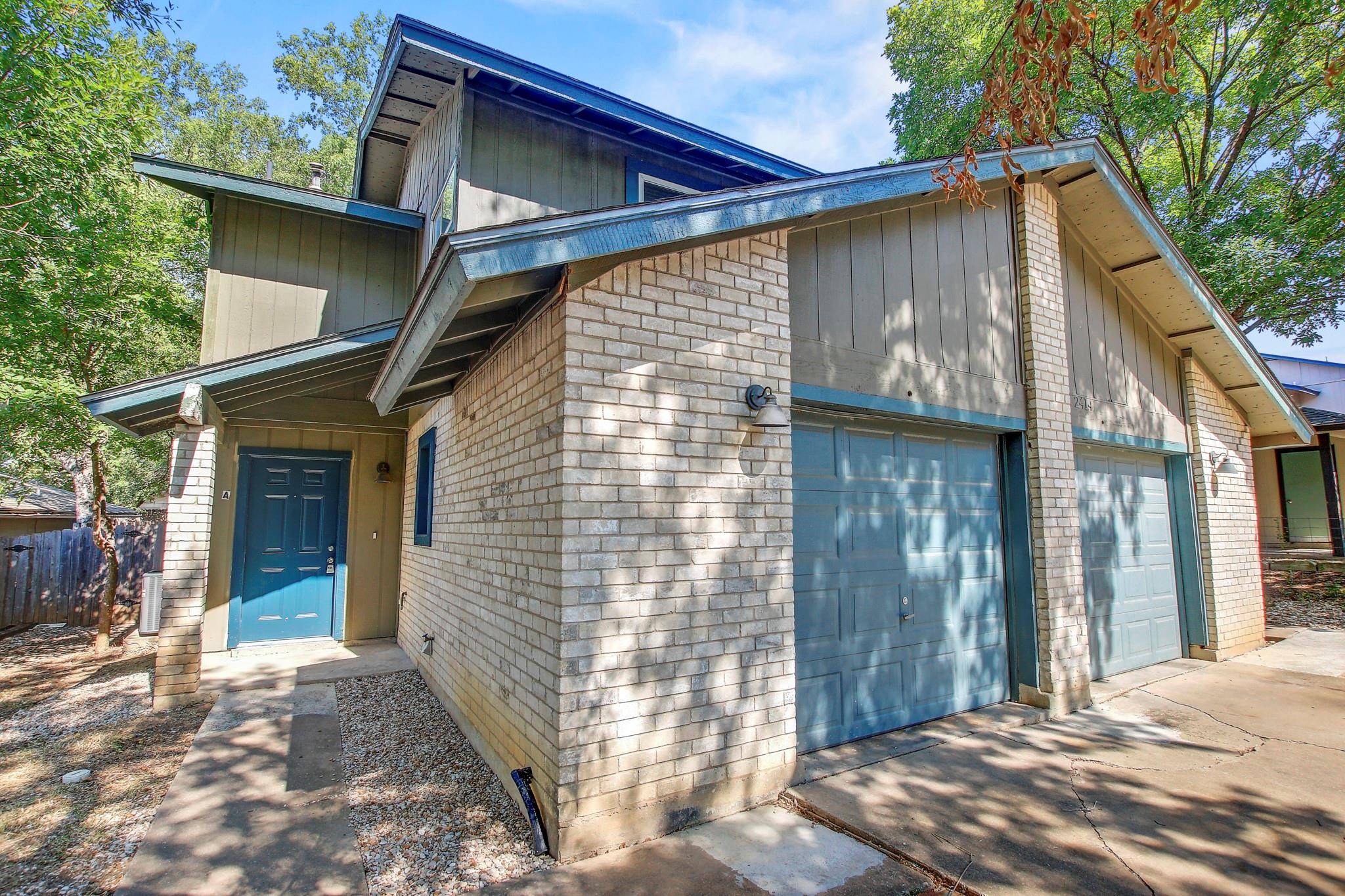 2414 Burleson CT, Austin, TX 78741