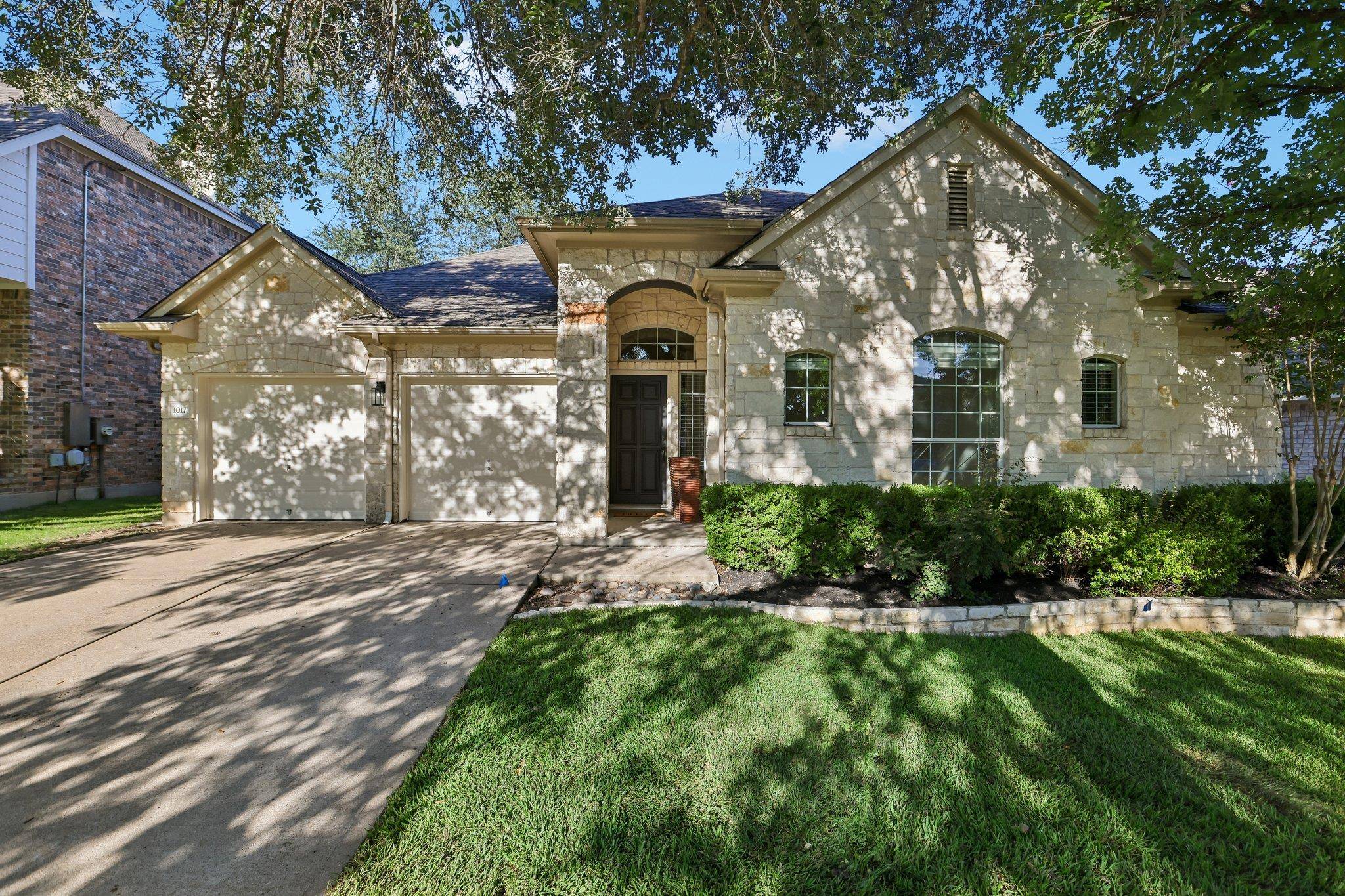 1017 Horseback HOLW, Austin, TX 78732
