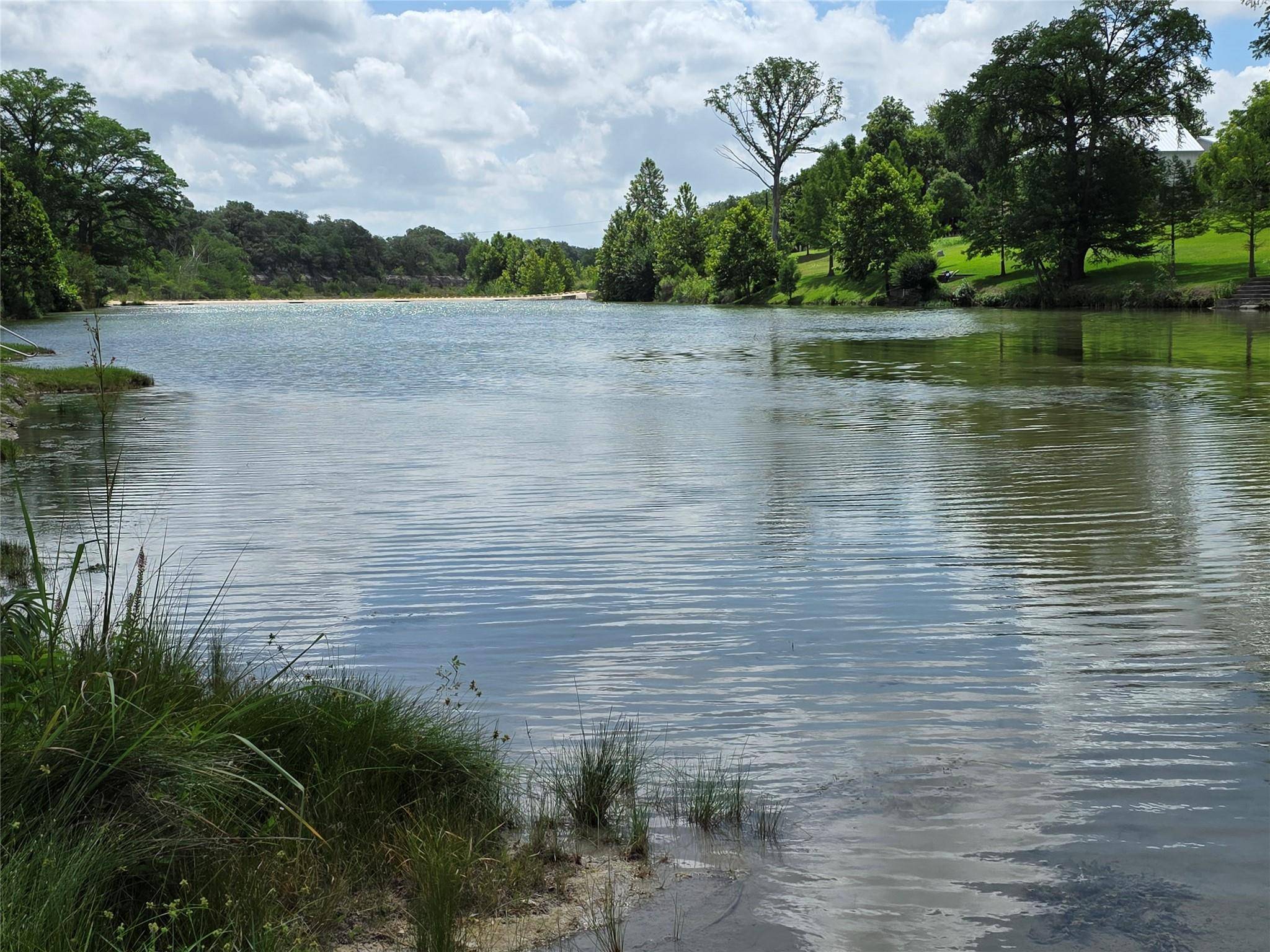1834 Flite Acres RD, Wimberley, TX 78676