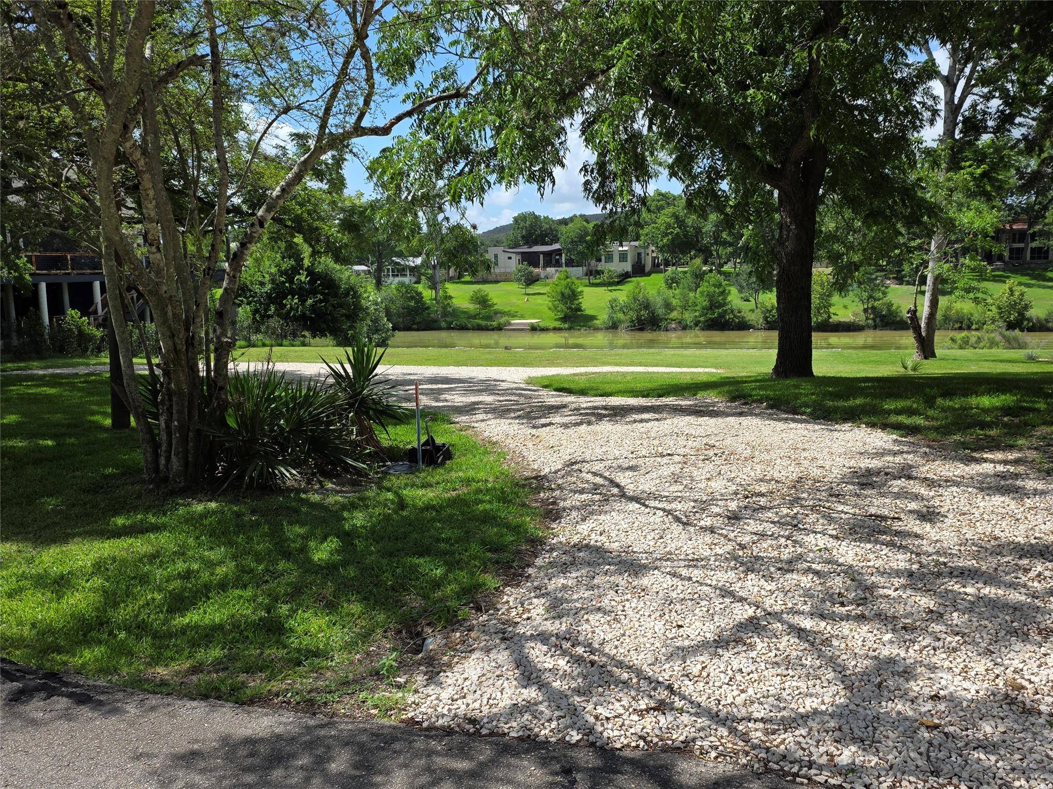 1834 Flite Acres RD, Wimberley, TX 78676