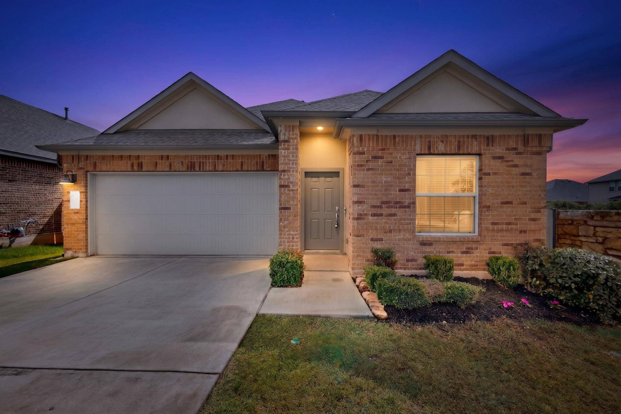 941 Legends LN, Georgetown, TX 78628
