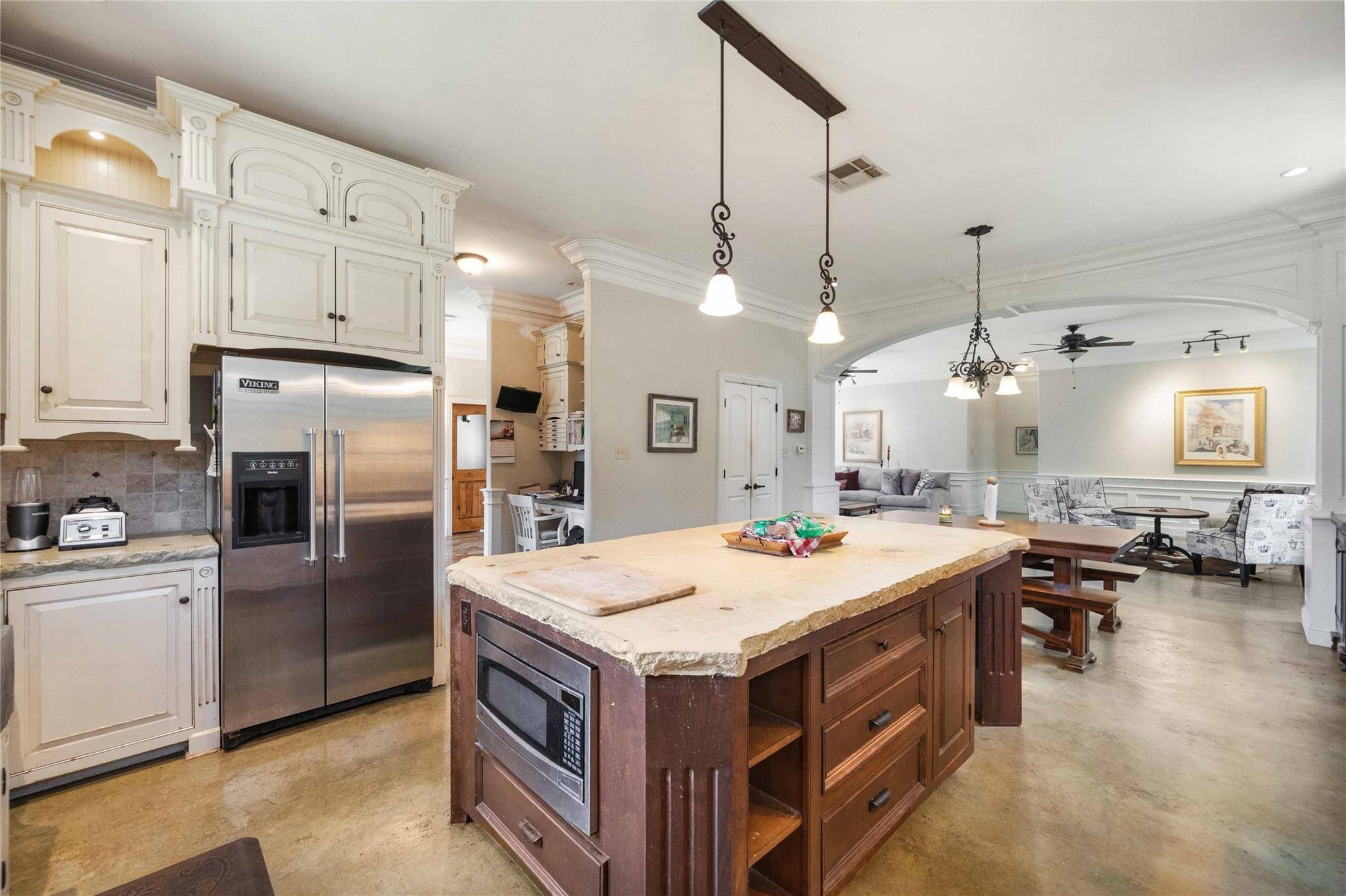 4504 Edgemont DR, Austin, TX 78731