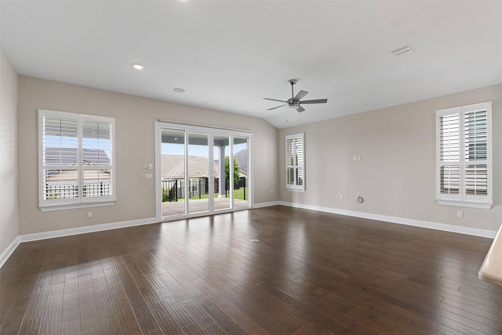 119 Twisting Crest CV, San Marcos, TX 78666